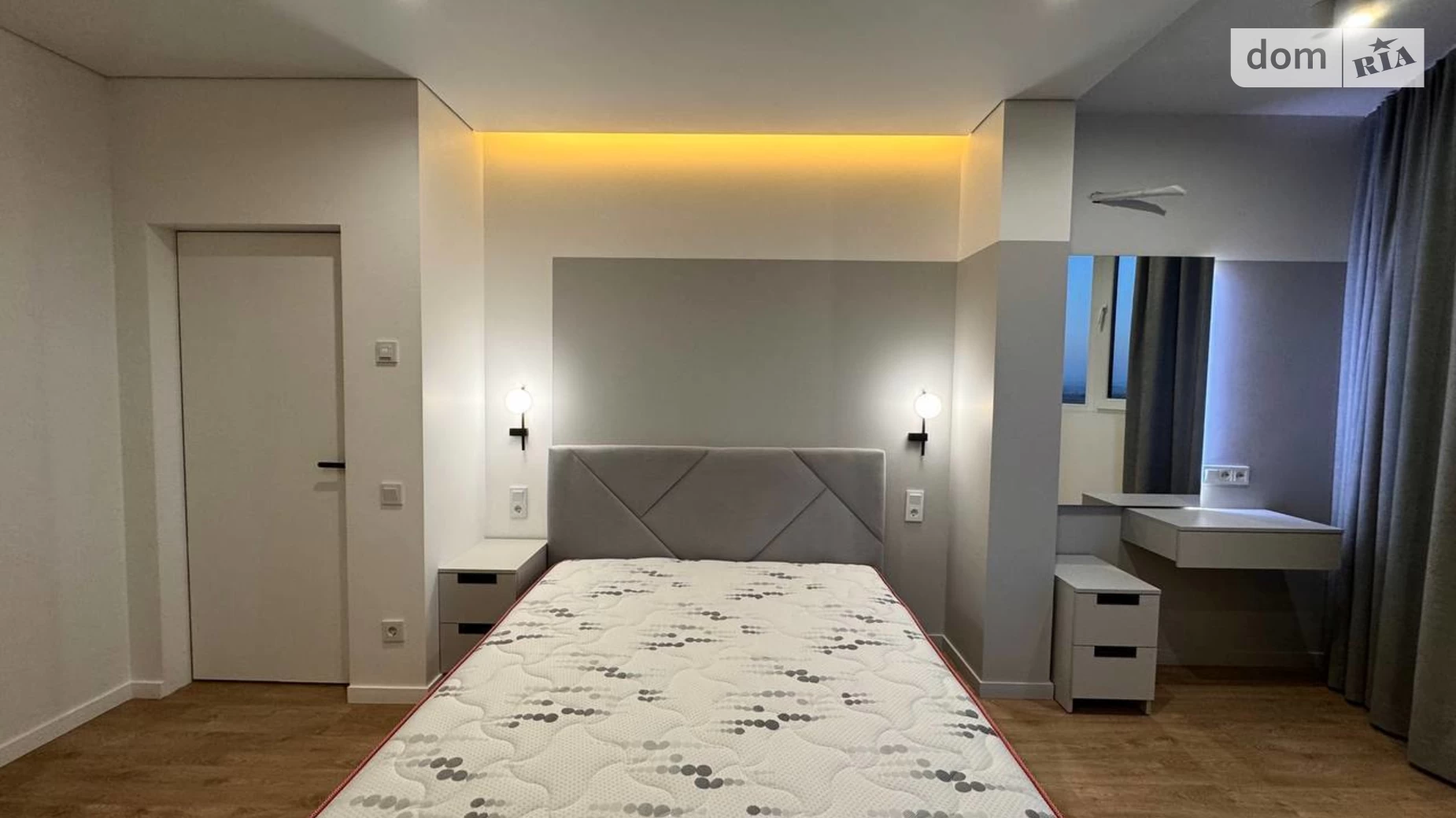 Продається 2-кімнатна квартира 73 кв. м у Рівному, цена: 112000 $ - фото 2