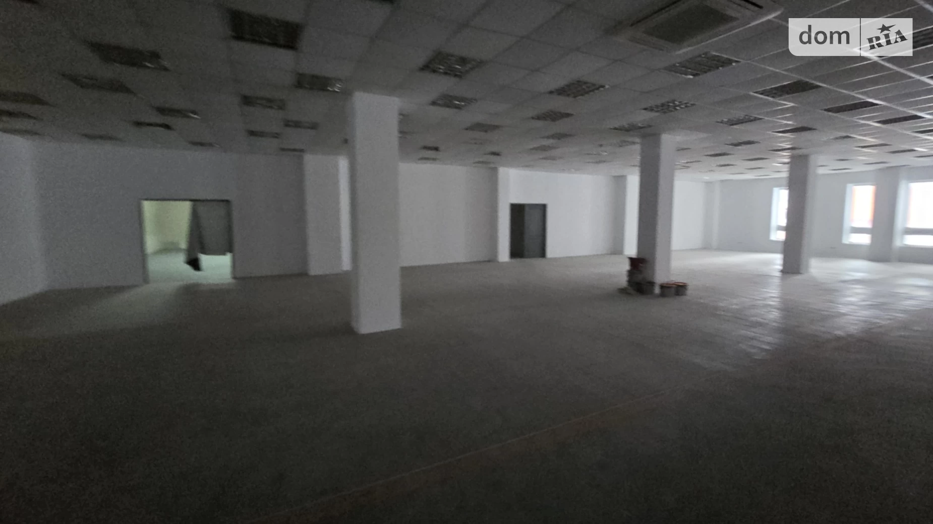 Продается помещения свободного назначения 1600 кв. м в 2-этажном здании, цена: 1040000 $ - фото 2