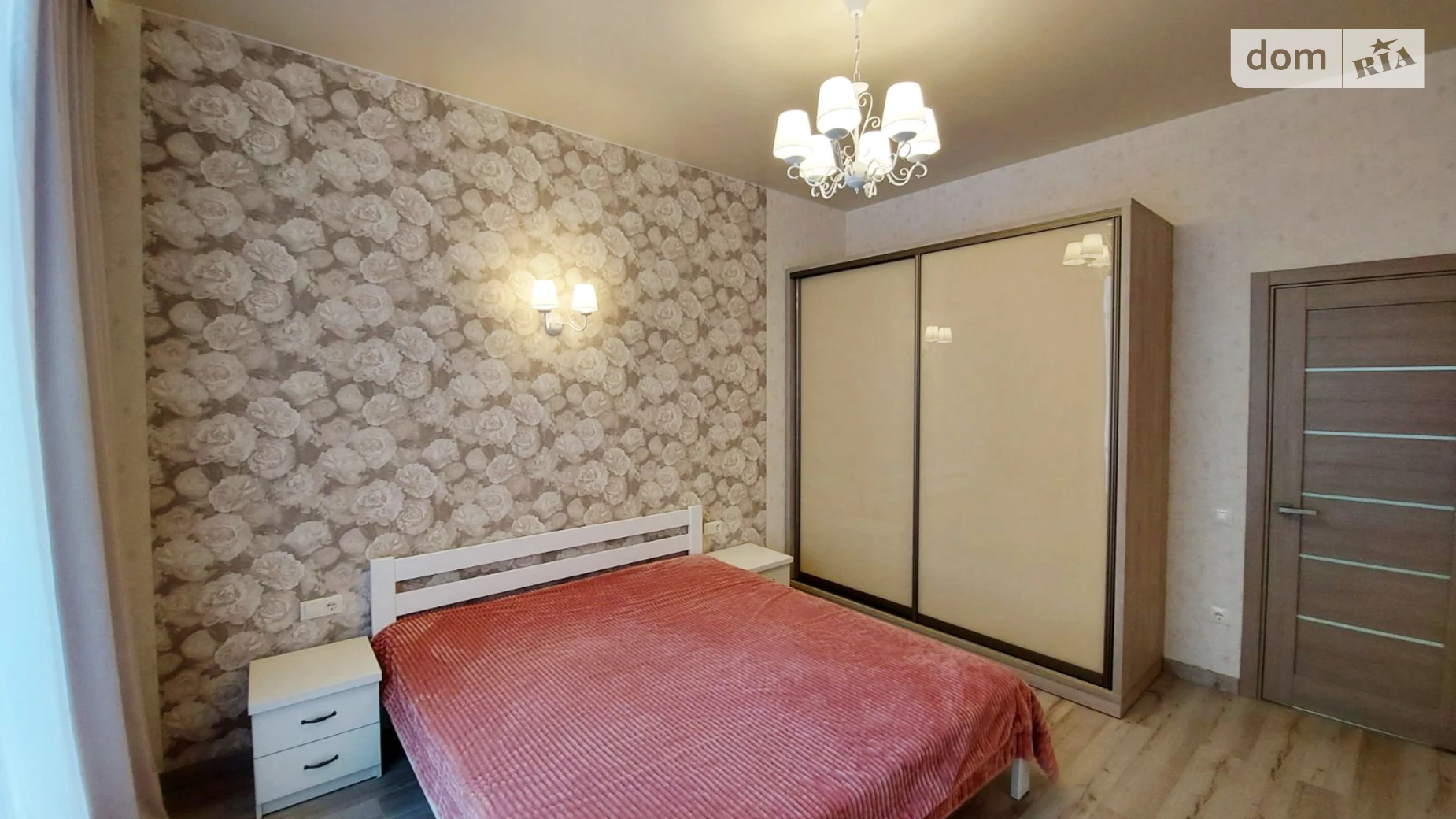 Сдается в аренду 2-комнатная квартира 62 кв. м в Одессе, пер. Курортный, 1 - фото 2