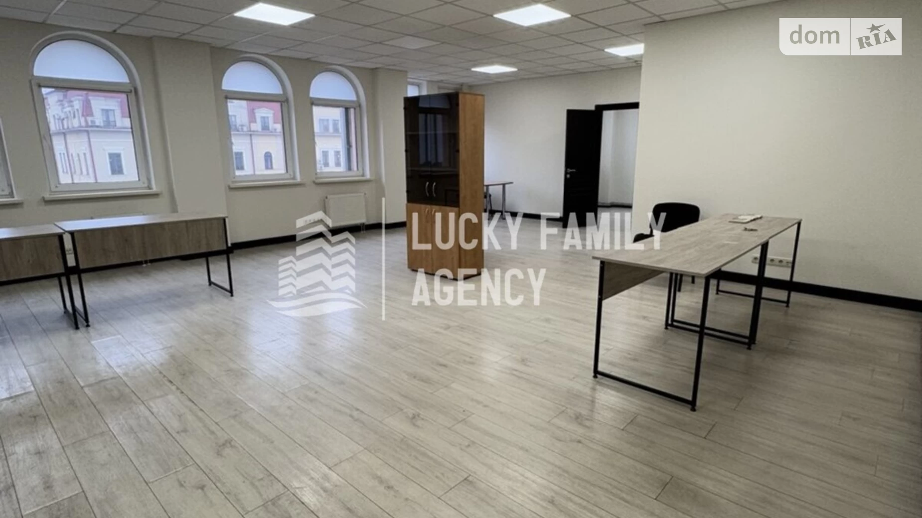 Сдается в аренду офис 340 кв. м в бизнес-центре, цена: 5440 $ - фото 2