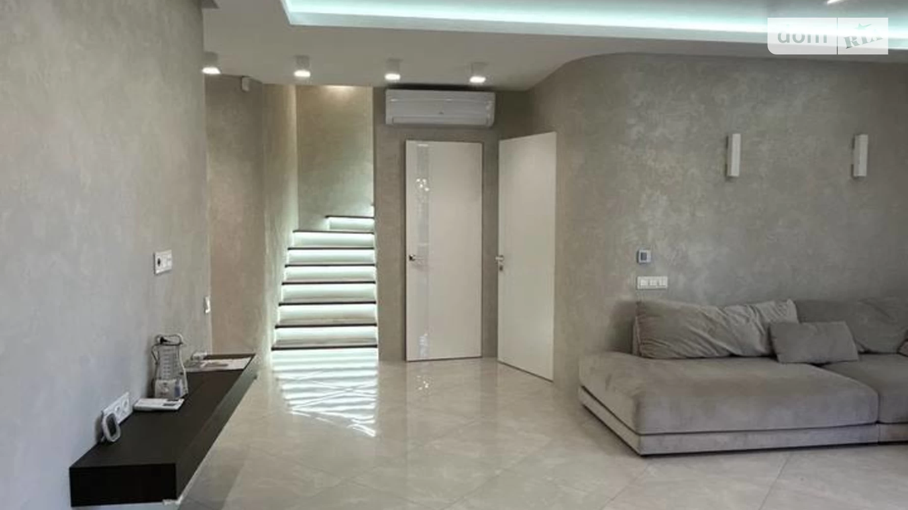 Продается дом на 2 этажа 131.5 кв. м с баней/сауной, цена: 239000 $ - фото 2