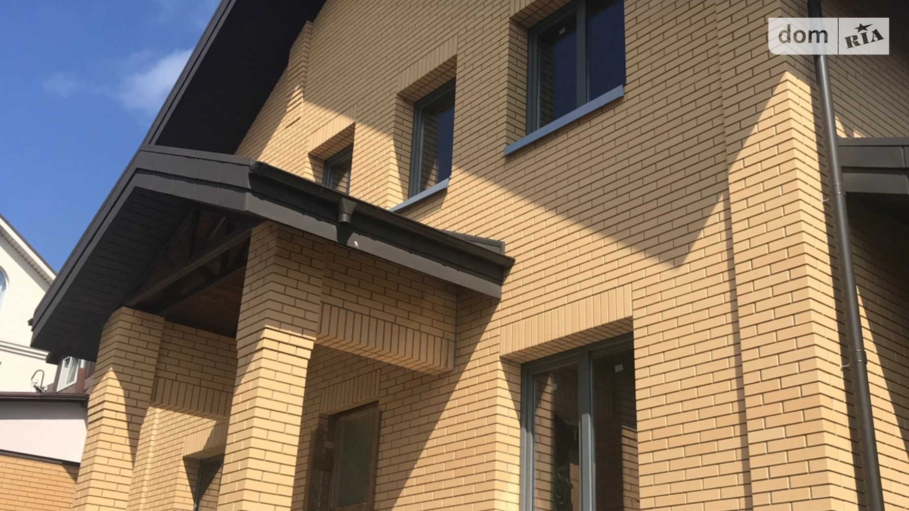 Продается дом на 2 этажа 280.4 кв. м с балконом, цена: 250000 $ - фото 2