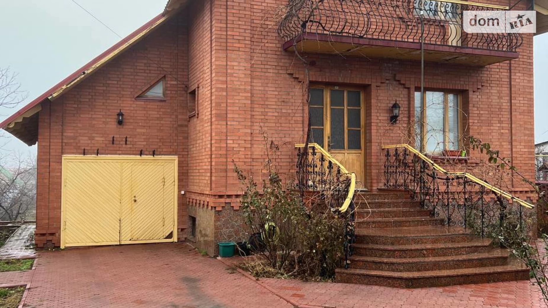 Продается дом на 2 этажа 240 кв. м с гаражом, цена: 123000 $ - фото 2