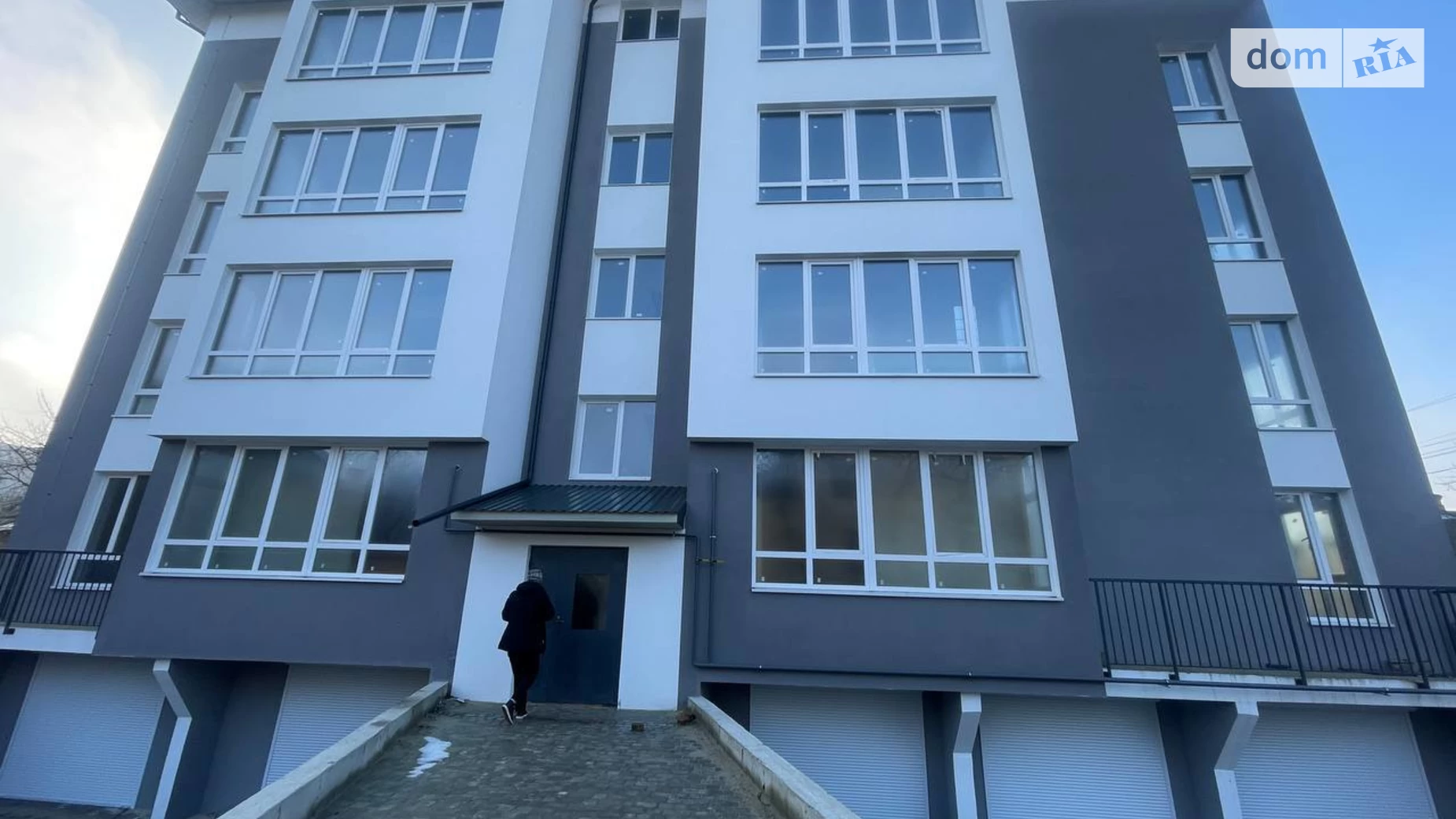 Продается 5-комнатная квартира 127 кв. м в Винниках, ул. Крипякевича - фото 3