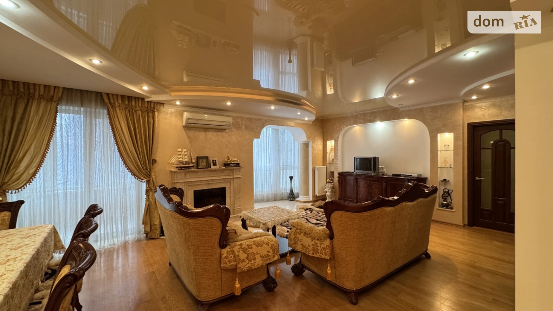 Продается 3-комнатная квартира 152 кв. м в Виннице, ул. Острожского - фото 2