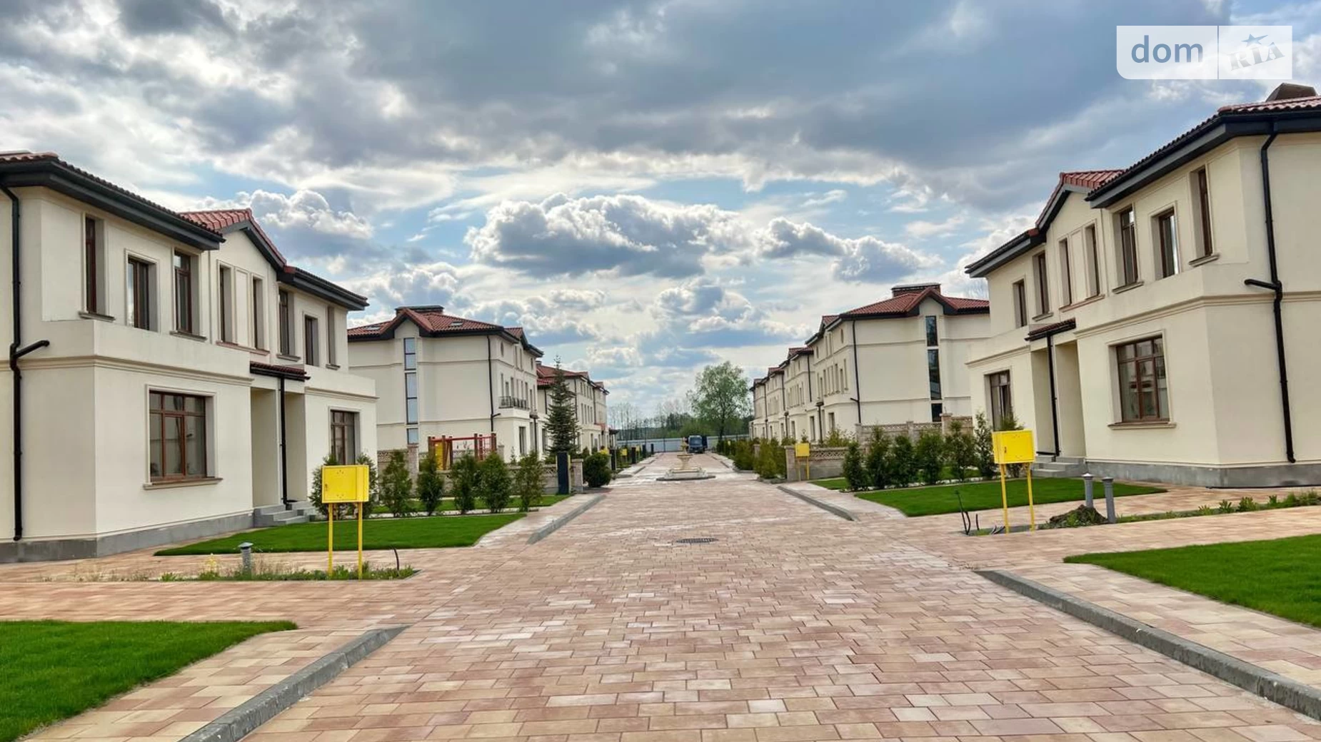 Продается дом на 2 этажа 330 кв. м с участком, цена: 659900 $ - фото 2