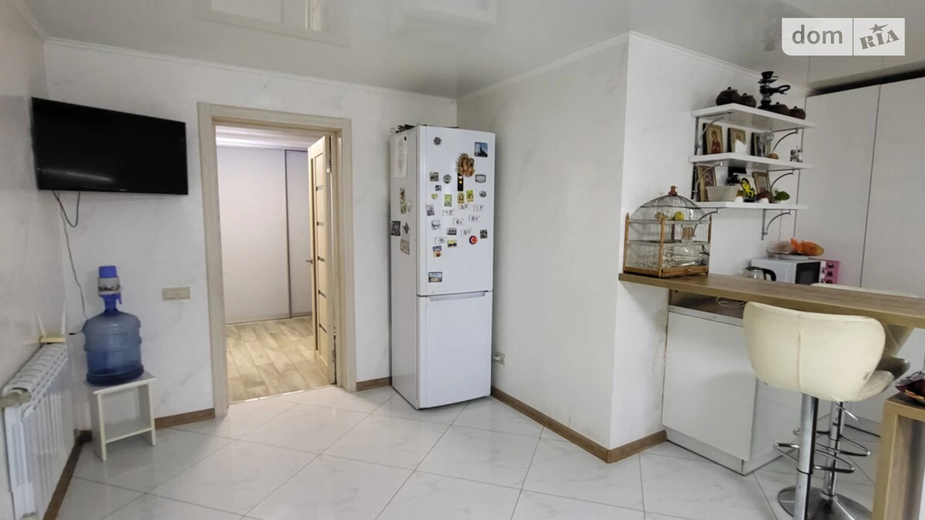 Продается дом на 2 этажа 145.5 кв. м с участком, цена: 60000 $ - фото 2