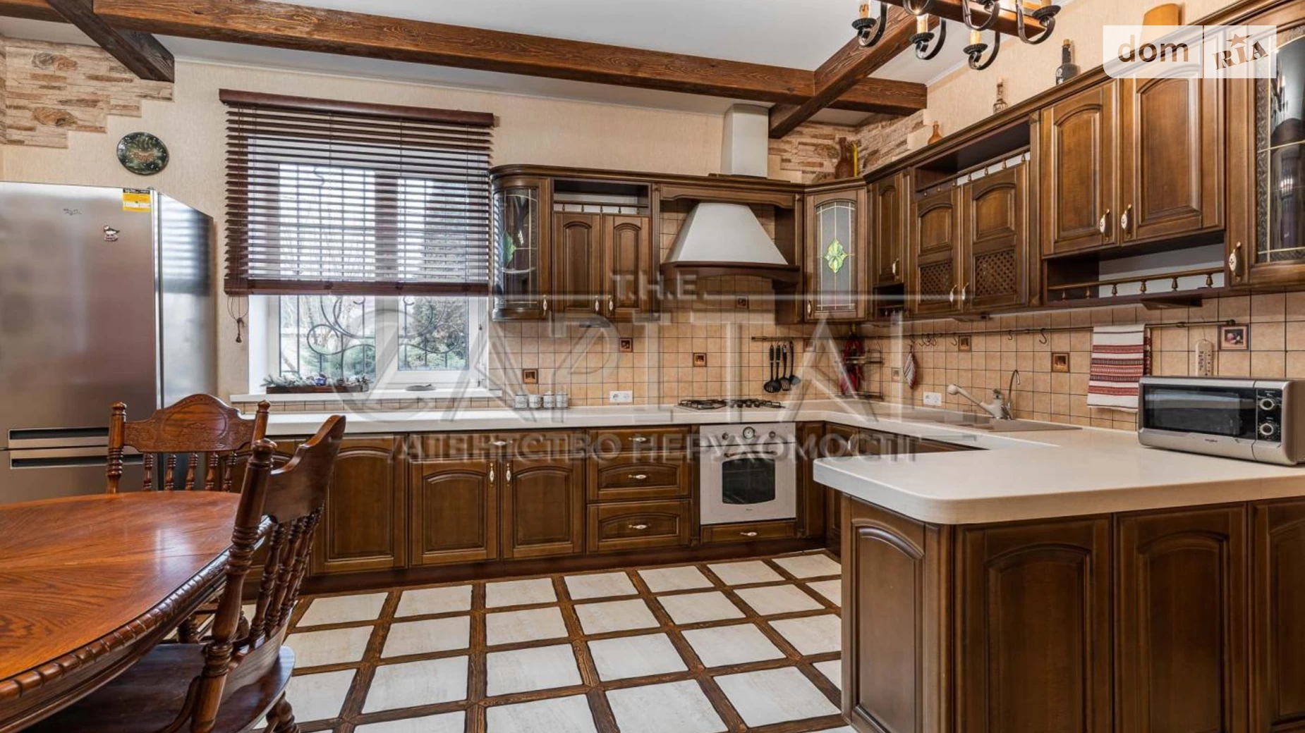 Продается дом на 2 этажа 303.8 кв. м с террасой, цена: 250000 $ - фото 5