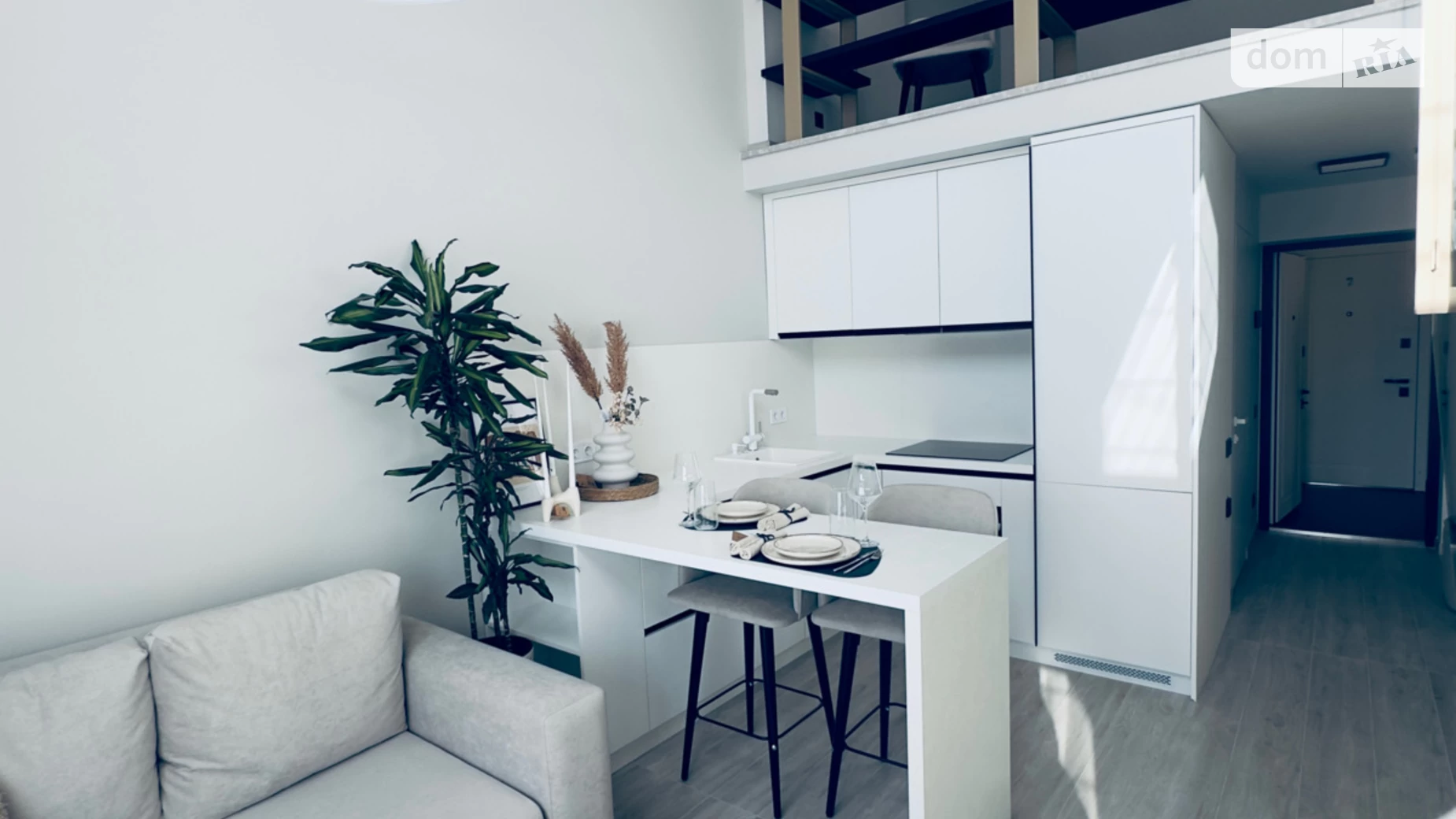 Продается 1-комнатная квартира 45 кв. м в Черновцах, ул. Нагорная - фото 2