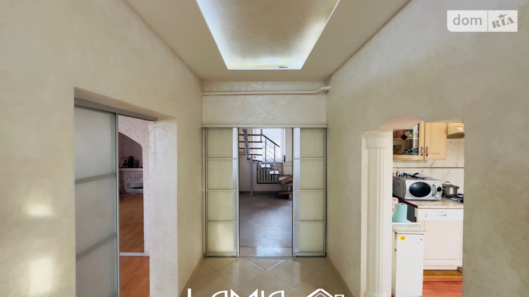 Продается дом на 2 этажа 140 кв. м с камином, цена: 110000 $ - фото 5
