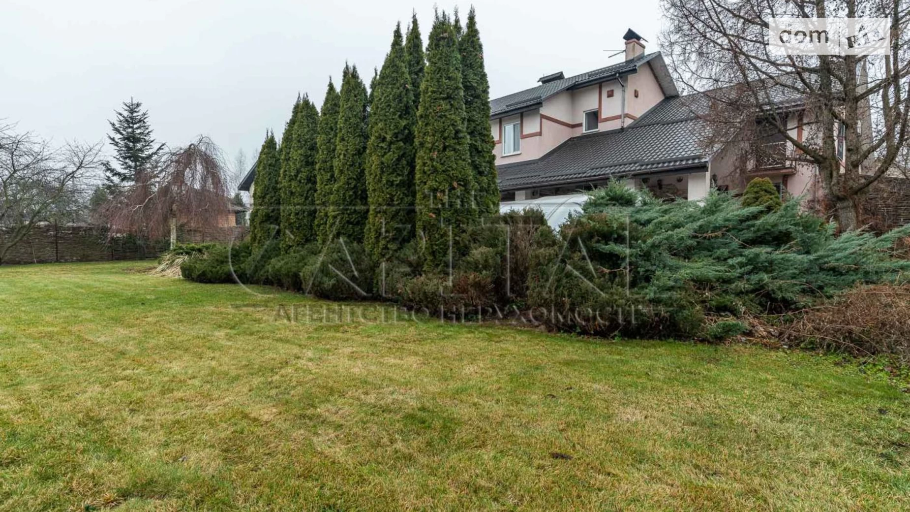 Продается дом на 2 этажа 303.8 кв. м с садом, цена: 250000 $ - фото 4