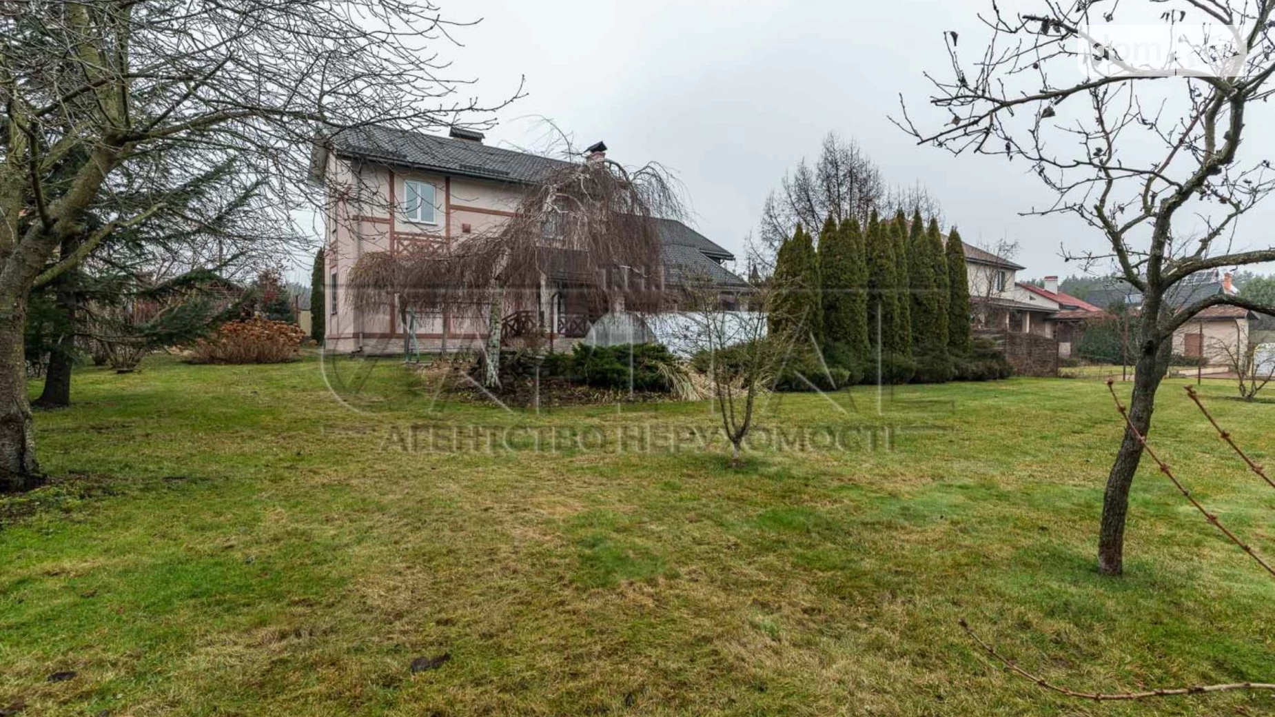 Продается дом на 2 этажа 303.8 кв. м с садом, цена: 250000 $ - фото 5
