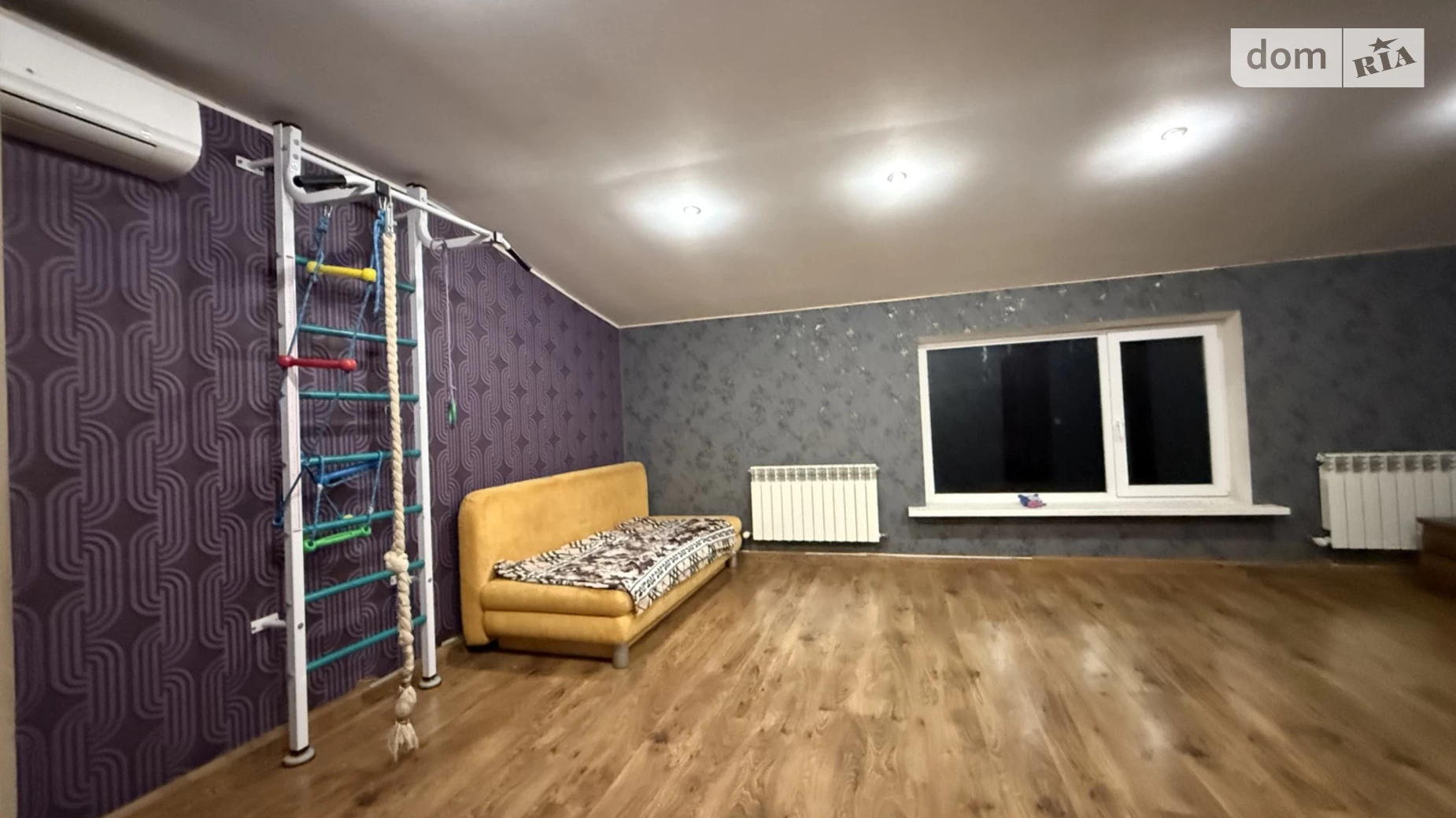 Продается дом на 2 этажа 200 кв. м с бассейном, цена: 104000 $ - фото 5