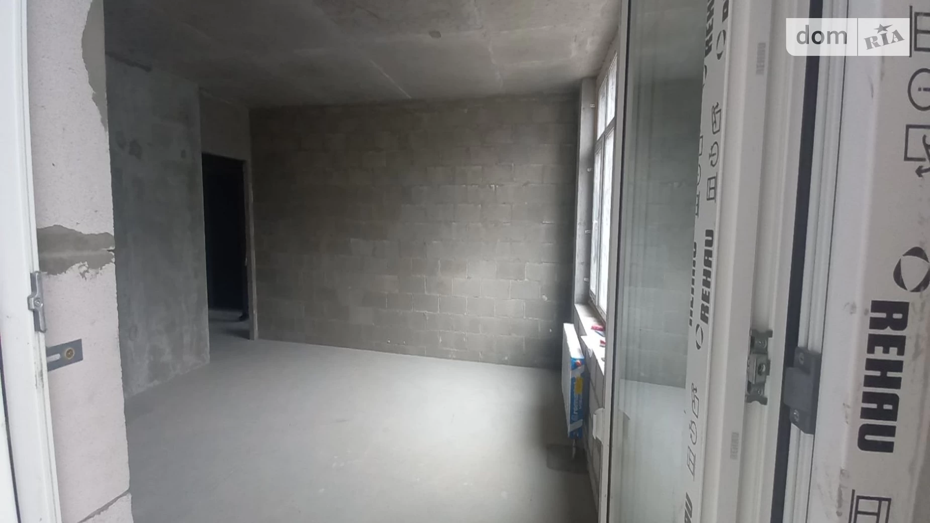 Продається 2-кімнатна квартира 67.8 кв. м у Гатне, вул. Оптимістична, 3/7 - фото 2
