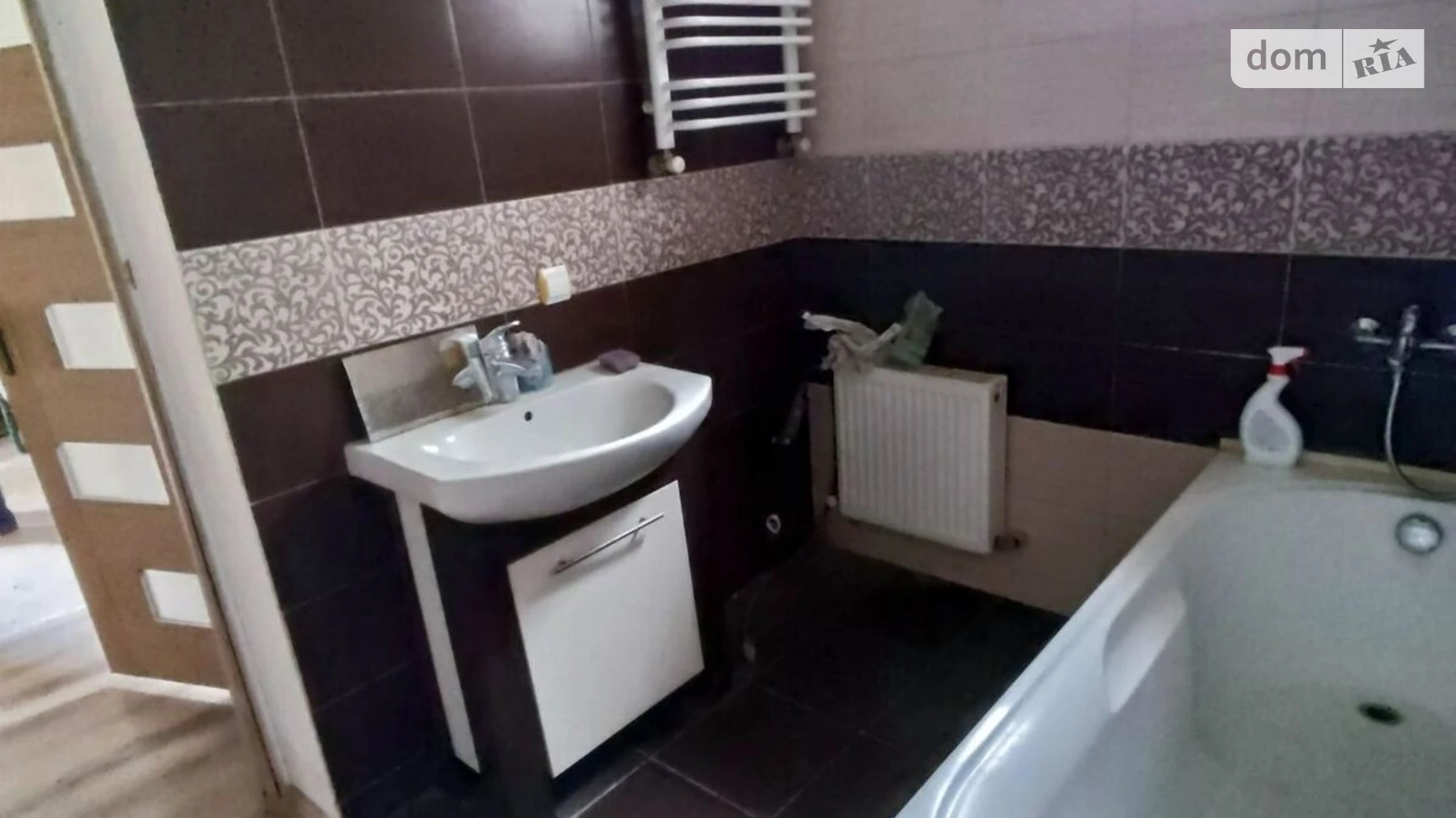 Продается дом на 2 этажа 160 кв. м с подвалом, цена: 59900 $ - фото 2