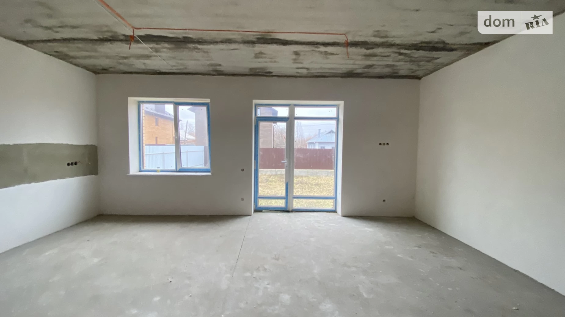 Продается дом на 2 этажа 126 кв. м с камином, цена: 91999 $ - фото 4