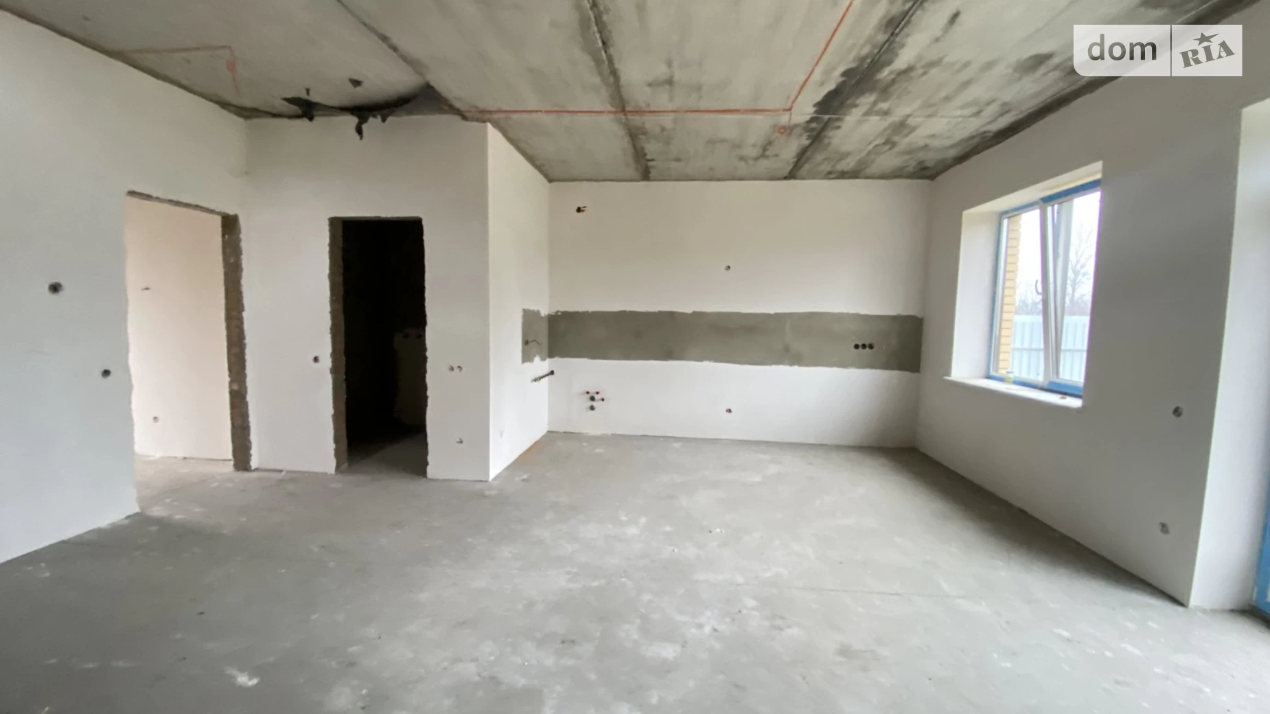 Продается дом на 2 этажа 126 кв. м с камином, цена: 91999 $ - фото 5