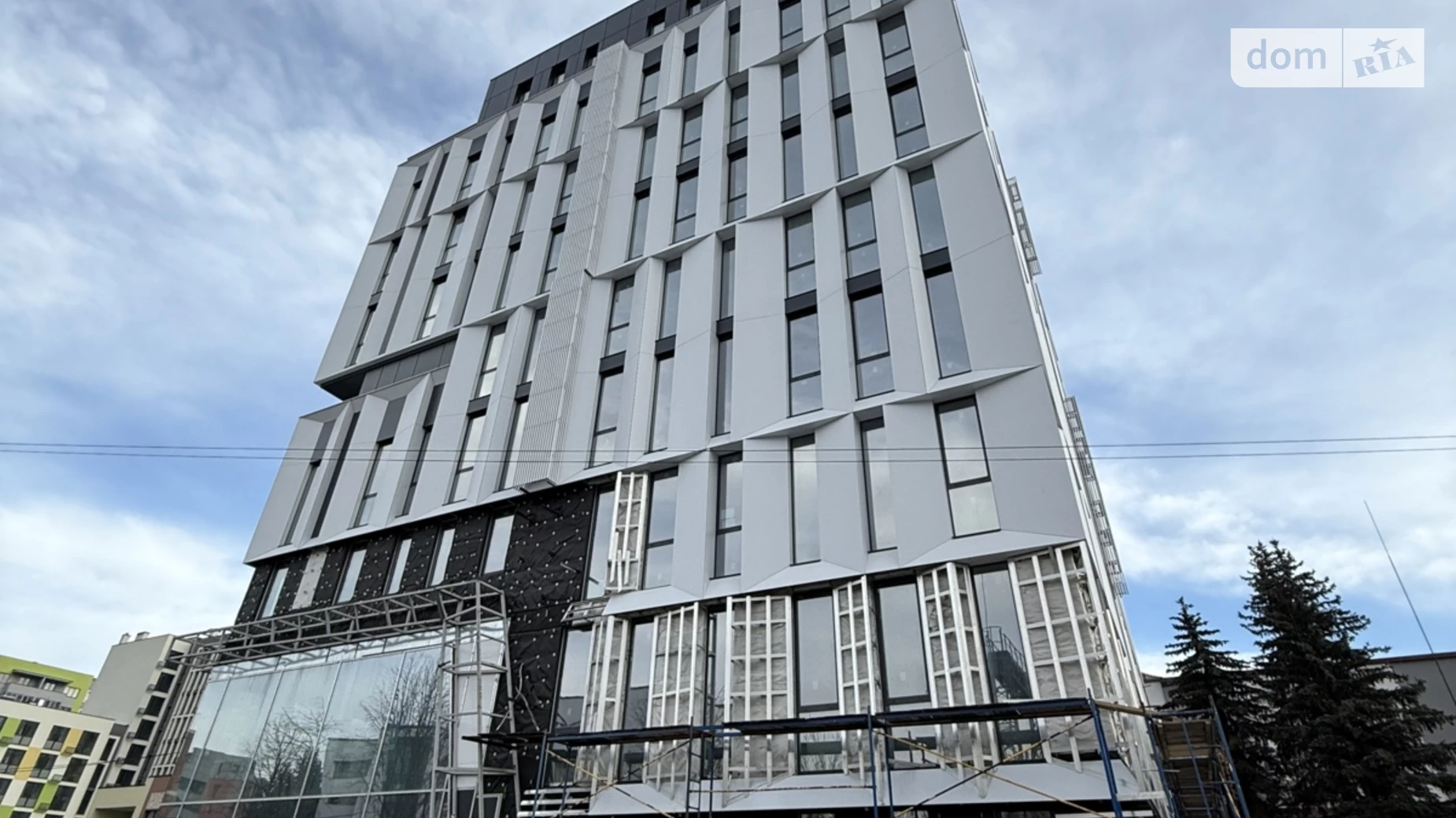 Продается 2-комнатная квартира 62.6 кв. м в Львове, ул. Венгерская - фото 2