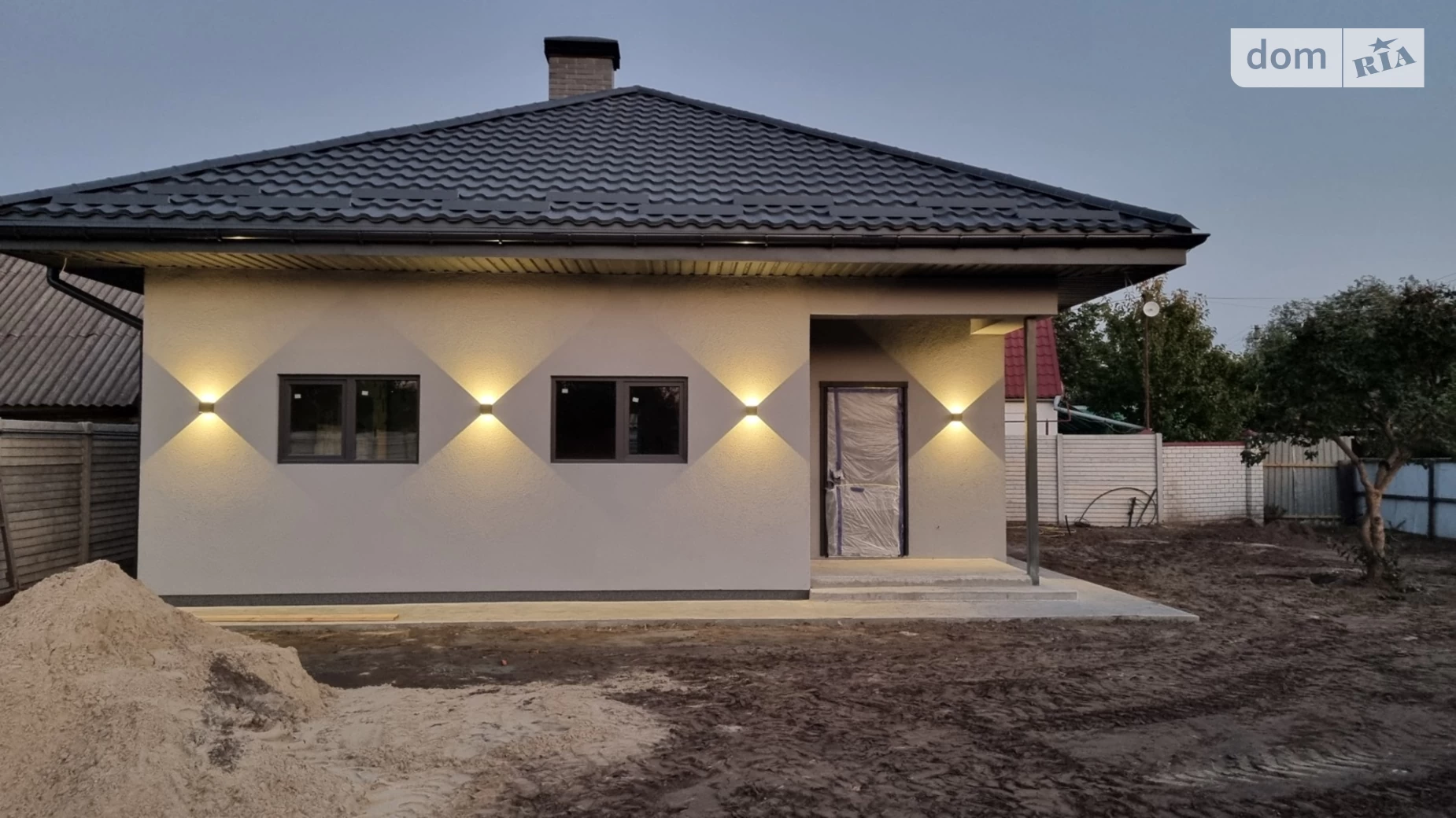 Продается одноэтажный дом 85 кв. м с мансардой, цена: 150000 $ - фото 4