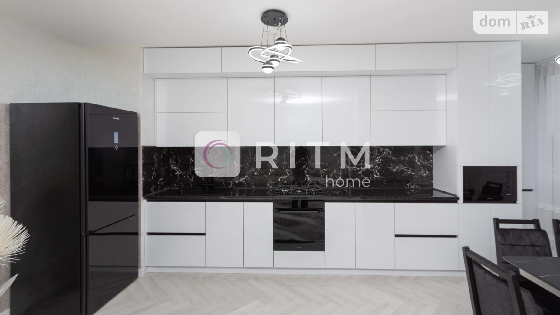 Продается 3-комнатная квартира 100 кв. м в Черновцах, ул. Воробкевича Сидора, 31Б - фото 5