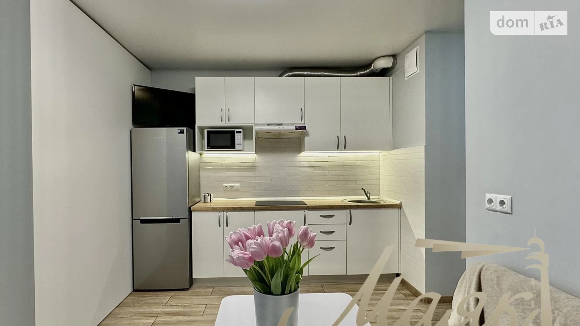 Продается 1-комнатная квартира 37 кв. м в Киеве, ул. Предславинская, 55А - фото 2