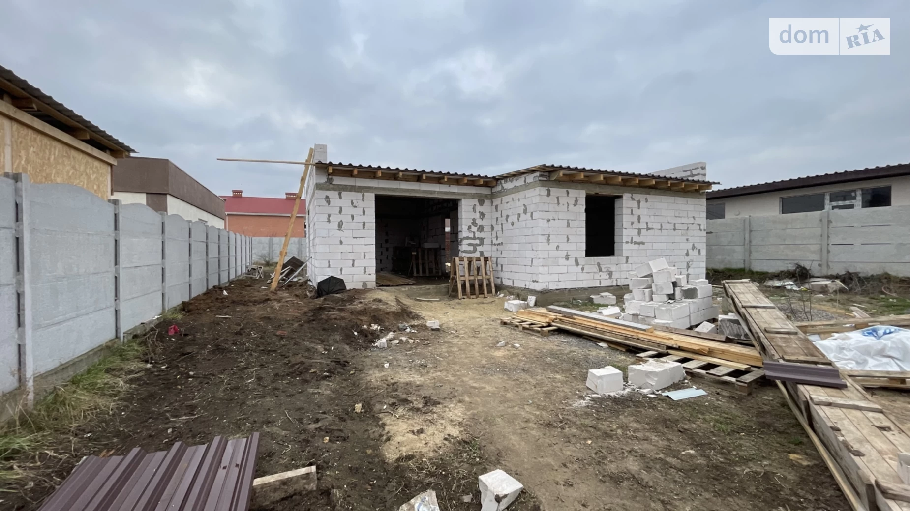 Продається одноповерховий будинок 100 кв. м з каміном, цена: 49990 $ - фото 2