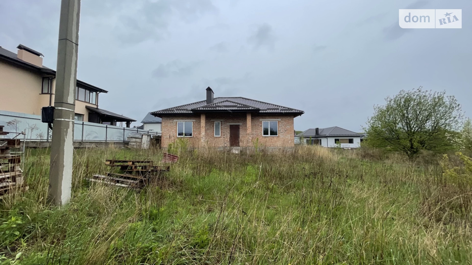 Продается одноэтажный дом 120 кв. м с беседкой, цена: 85000 € - фото 2