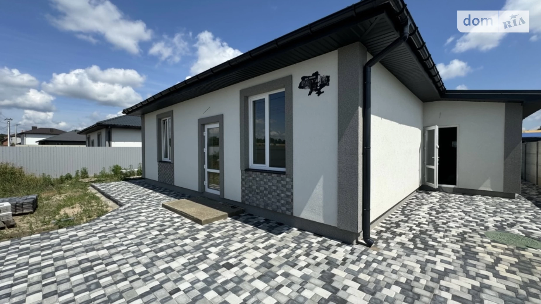 Продается одноэтажный дом 106 кв. м с балконом, цена: 75000 $ - фото 3