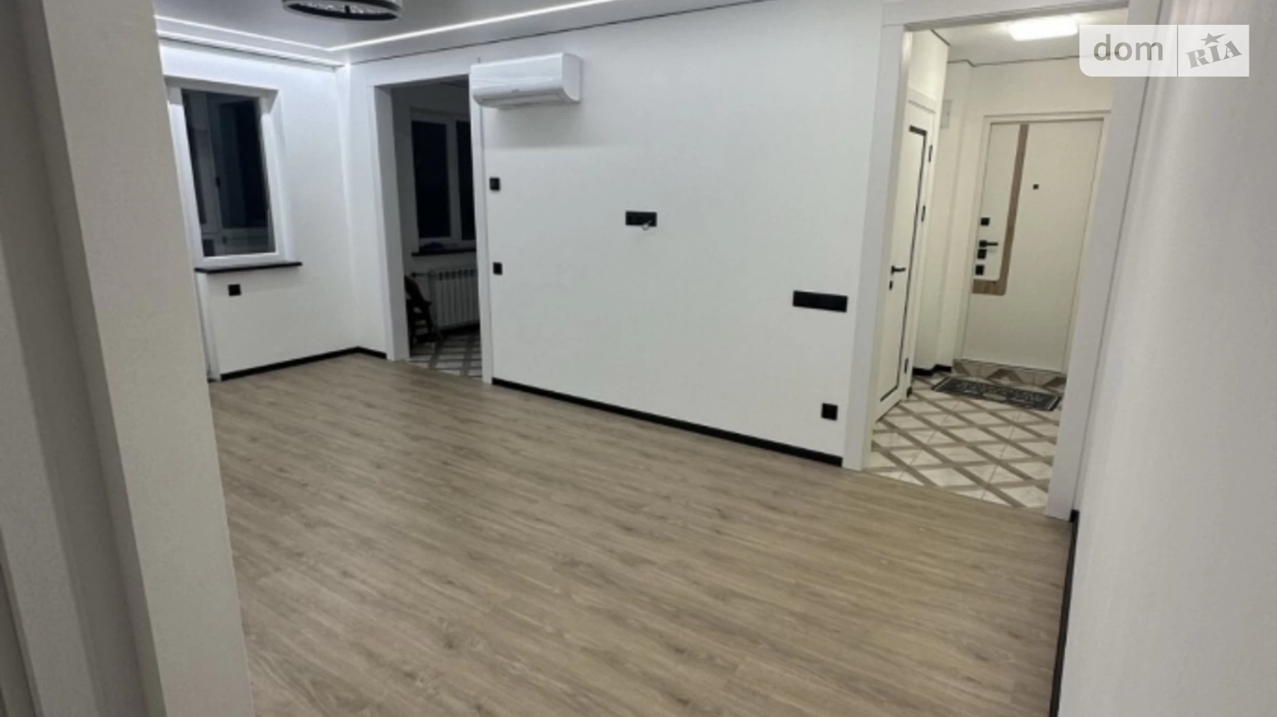Продается 3-комнатная квартира 64 кв. м в Житомире, цена: 78700 $ - фото 2