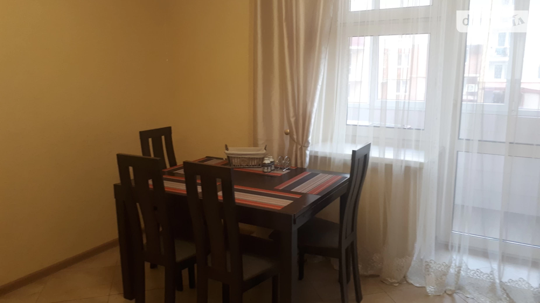 1-комнатная квартира 45 кв. м в Тернополе, ул. Коцюбинского - фото 2