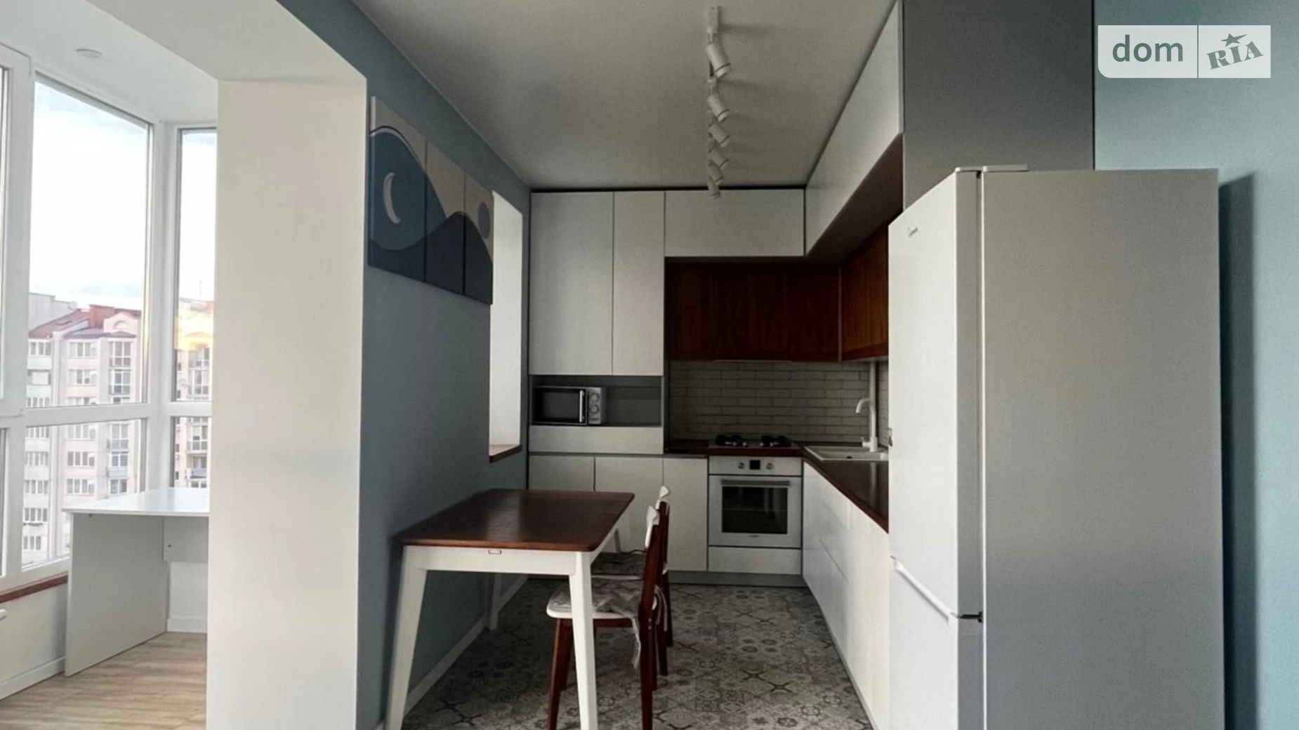 Продается 1-комнатная квартира 41.2 кв. м в Ивано-Франковске, ул. Пасечная - фото 2