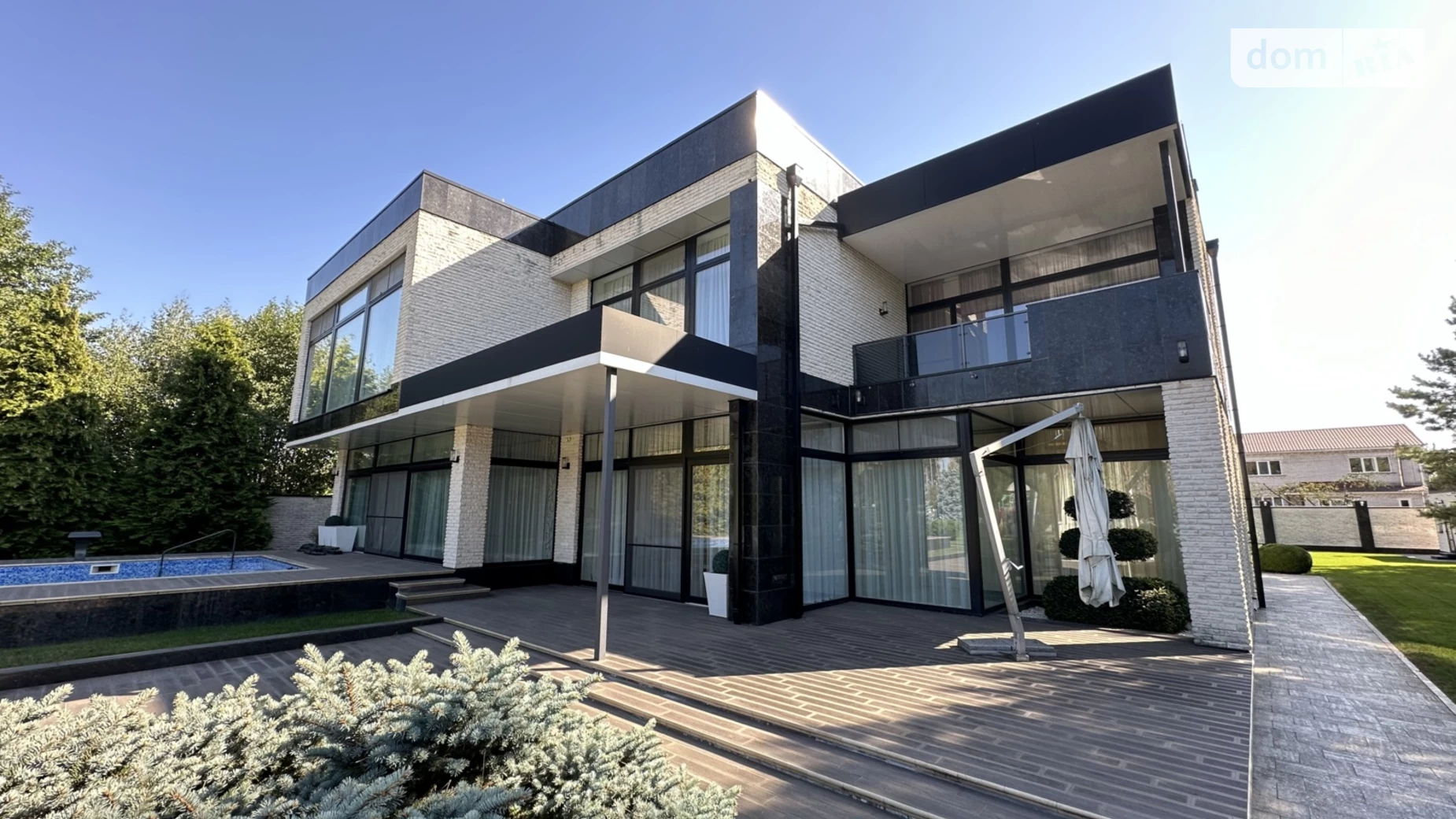 Продается дом на 2 этажа 550 кв. м с балконом, цена: 990000 $ - фото 2