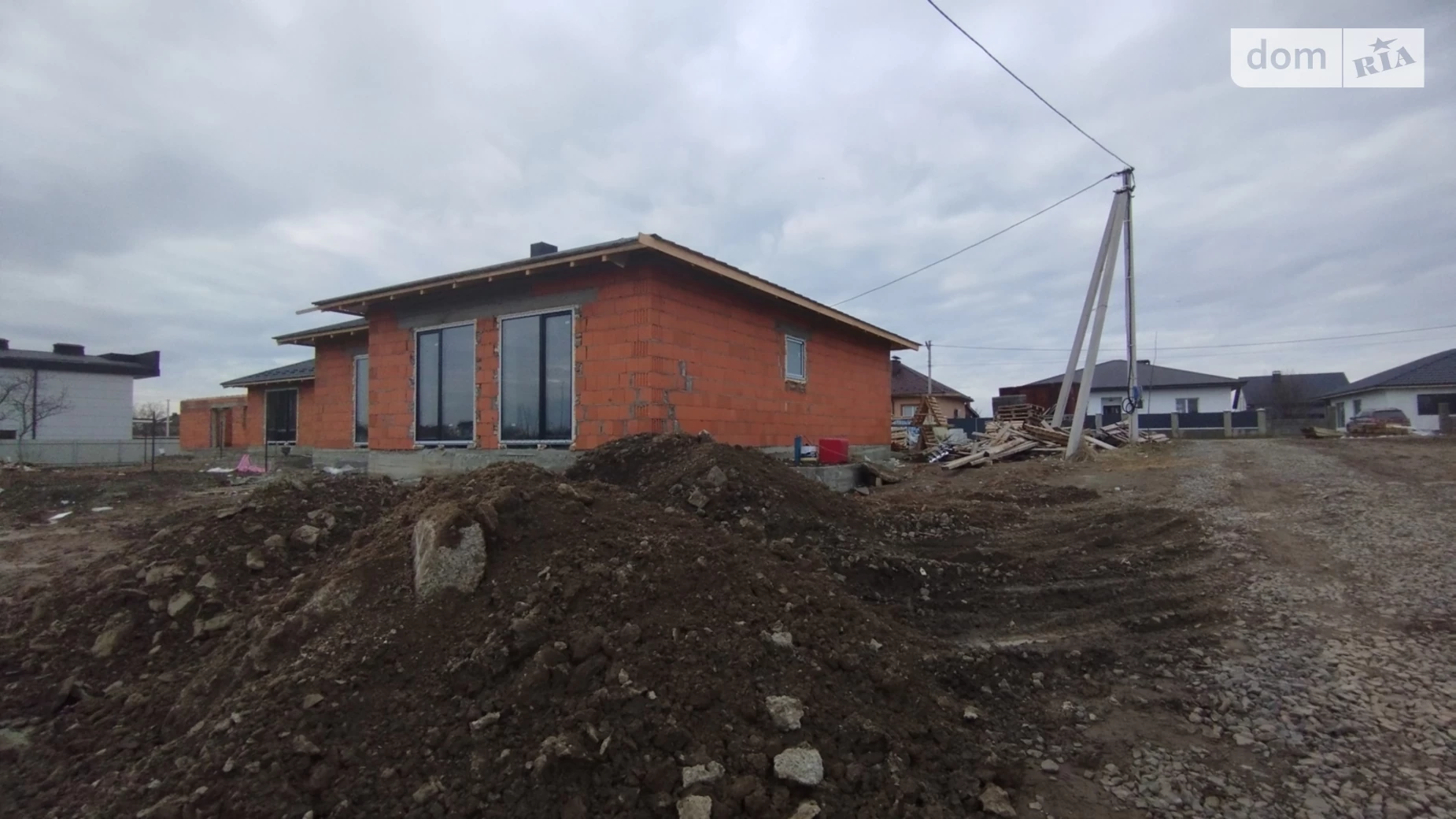 Продается одноэтажный дом 150 кв. м с верандой, цена: 110000 $ - фото 4