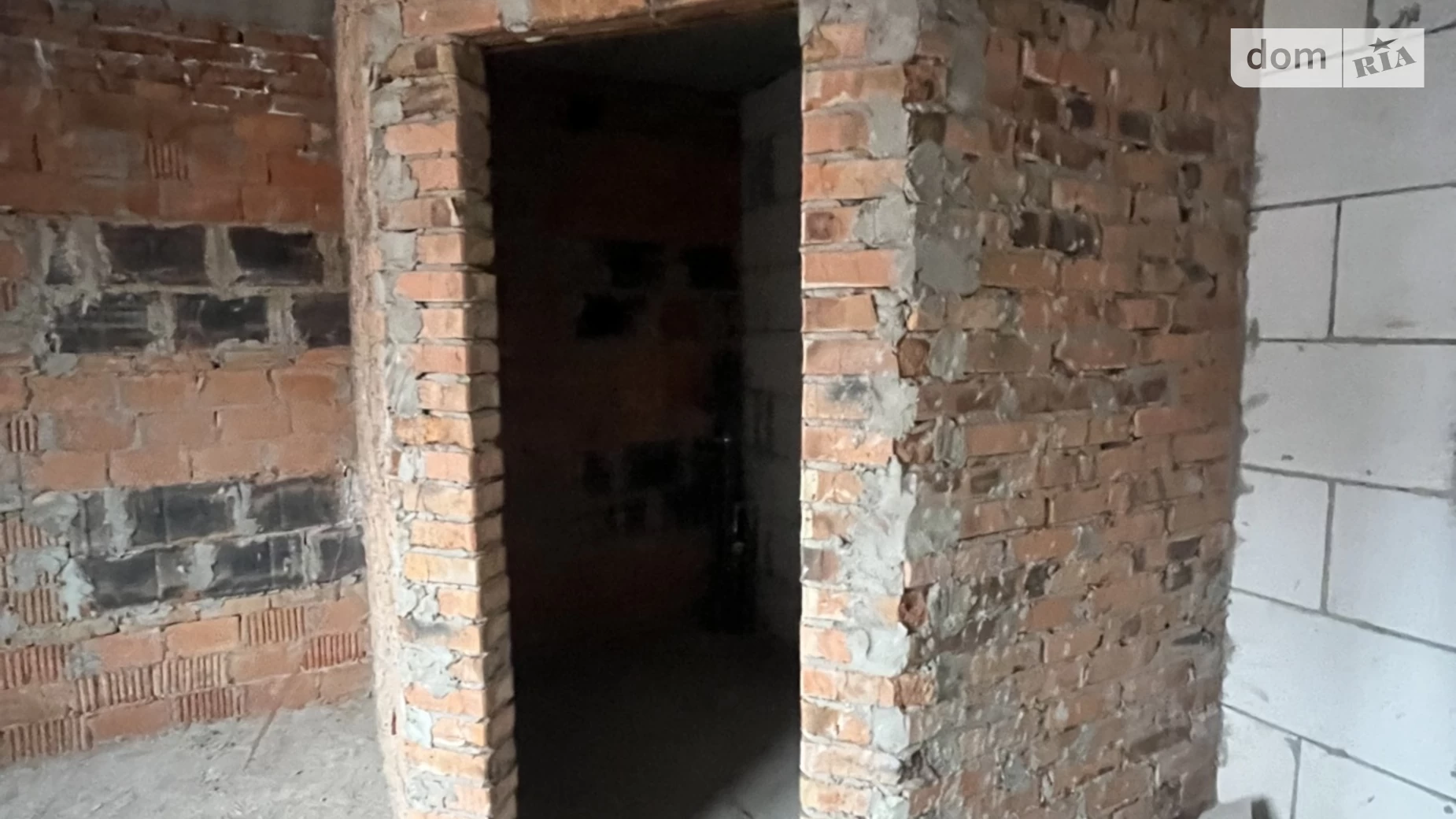 Продается 1-комнатная квартира 25 кв. м в Гостомеле, ул. Юбилейная, 4Е - фото 2
