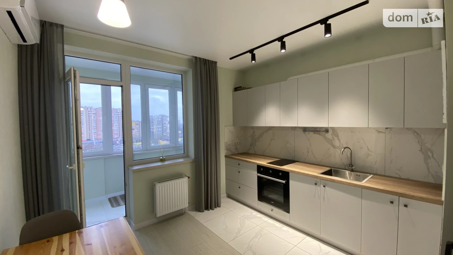 Продается 1-комнатная квартира 46.5 кв. м в Одессе, ул. Варненская - фото 3