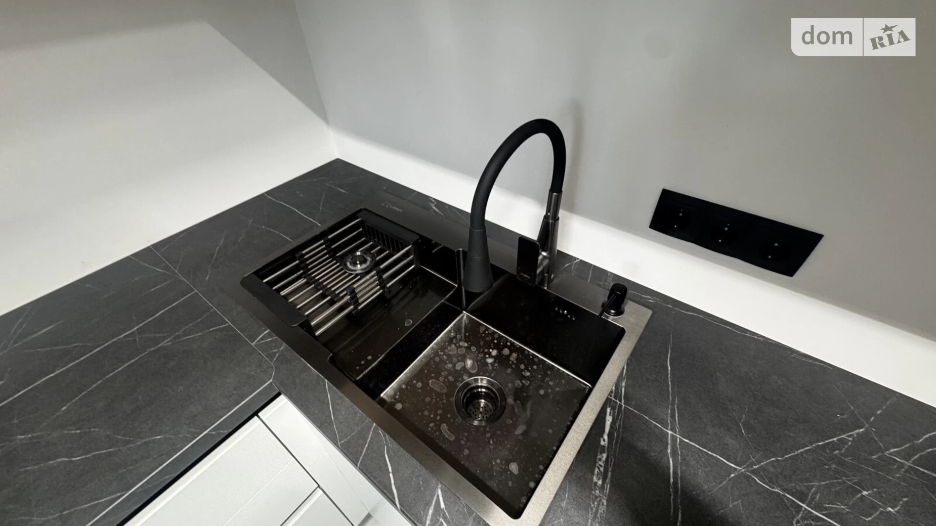 2-кімнатна квартира 57 кв. м у Тернополі, цена: 68000 $ - фото 5