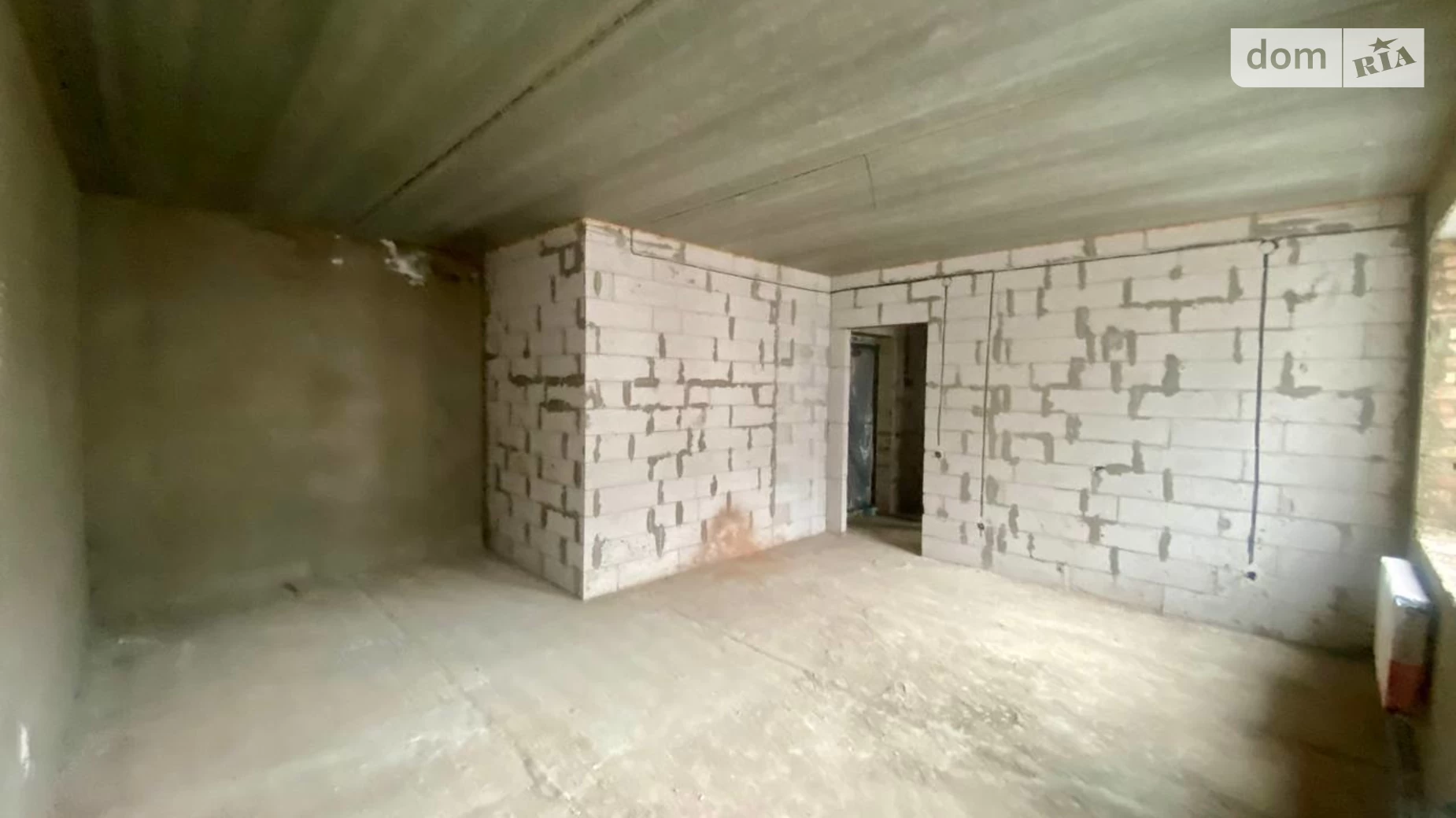 Продается 1-комнатная квартира 51 кв. м в, цена: 45000 $ - фото 2