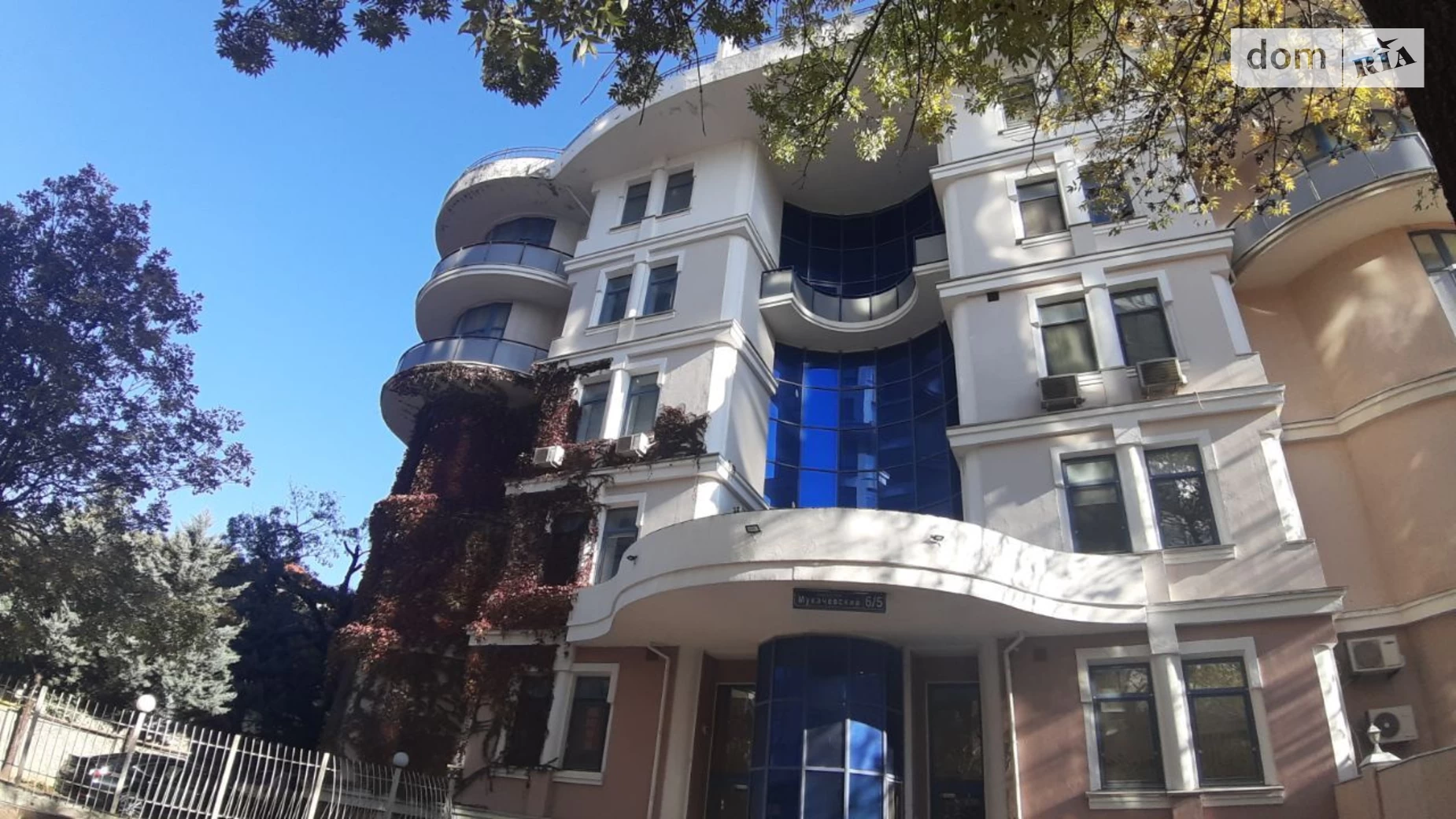 Продается 2-комнатная квартира 136.2 кв. м в Одессе, пер. Мукачевский - фото 2