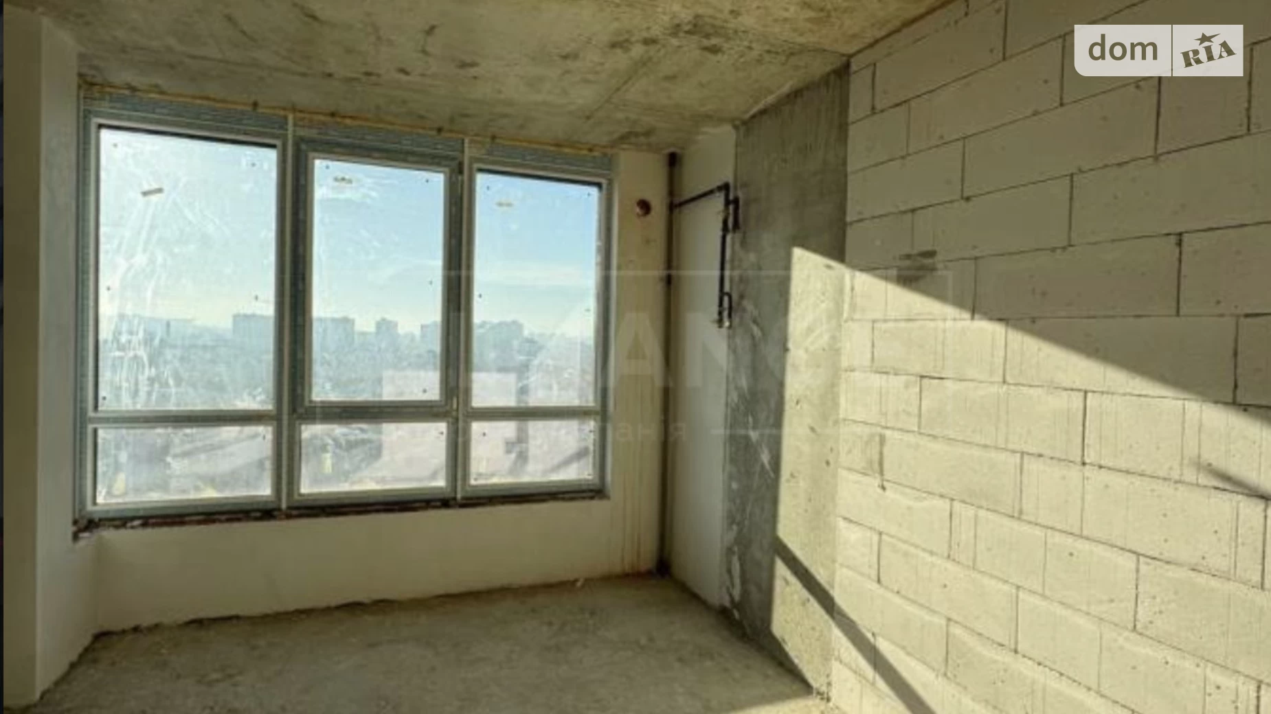 Продается 1-комнатная квартира 43 кв. м в Угорниках, ул. Героев Николаева(Сеченова) - фото 2