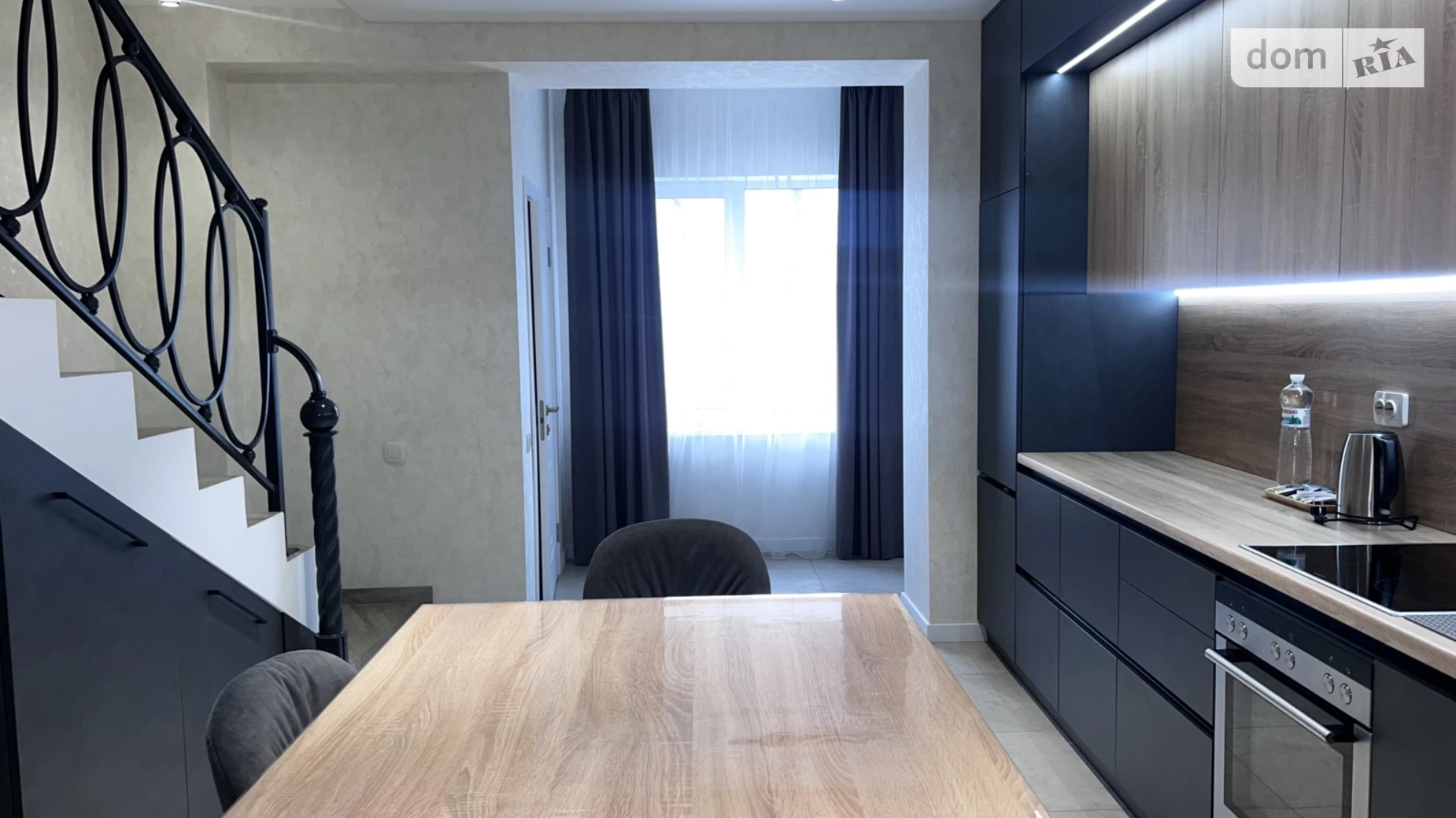 Сдается в оренду частина будинку 120 кв. м з балконом, цена: 1000 $ - фото 2