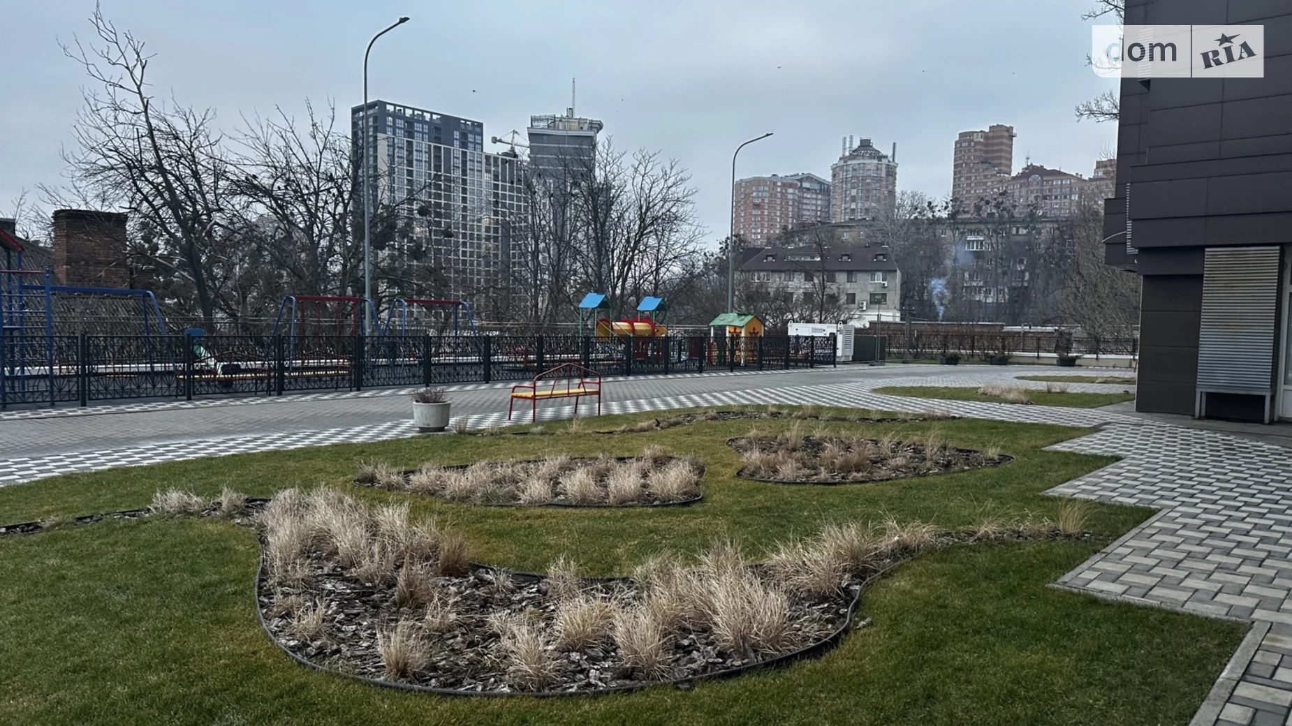 Продается 1-комнатная квартира 51.3 кв. м в Киеве, ул. Иоанна Павла II(Патриса Лумумбы), 11 - фото 2