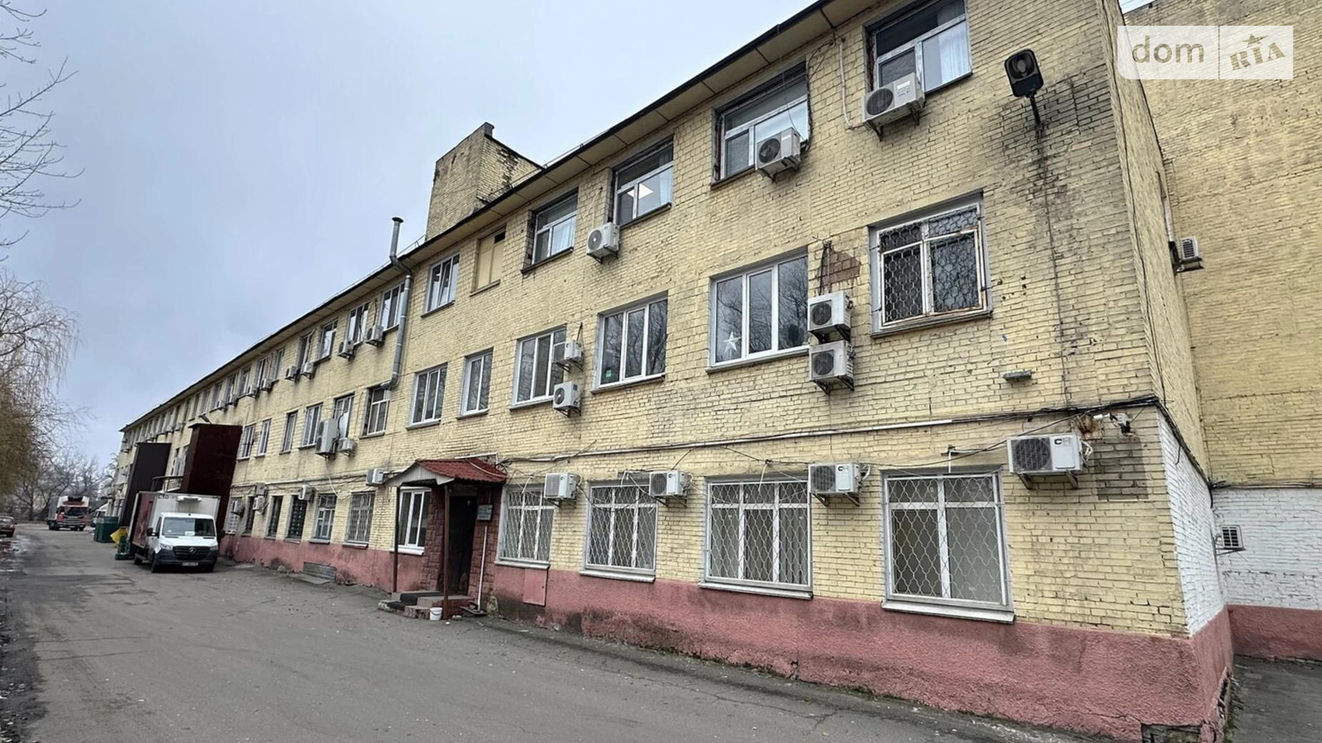 Сдается в аренду офис 41.5 кв. м в бизнес-центре, цена: 6848 грн - фото 4