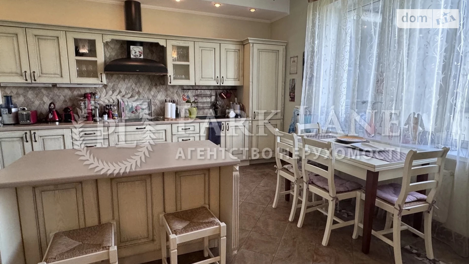 Продається 3-кімнатна квартира 161 кв. м у Києві, вул. Молдовська, 2 - фото 2