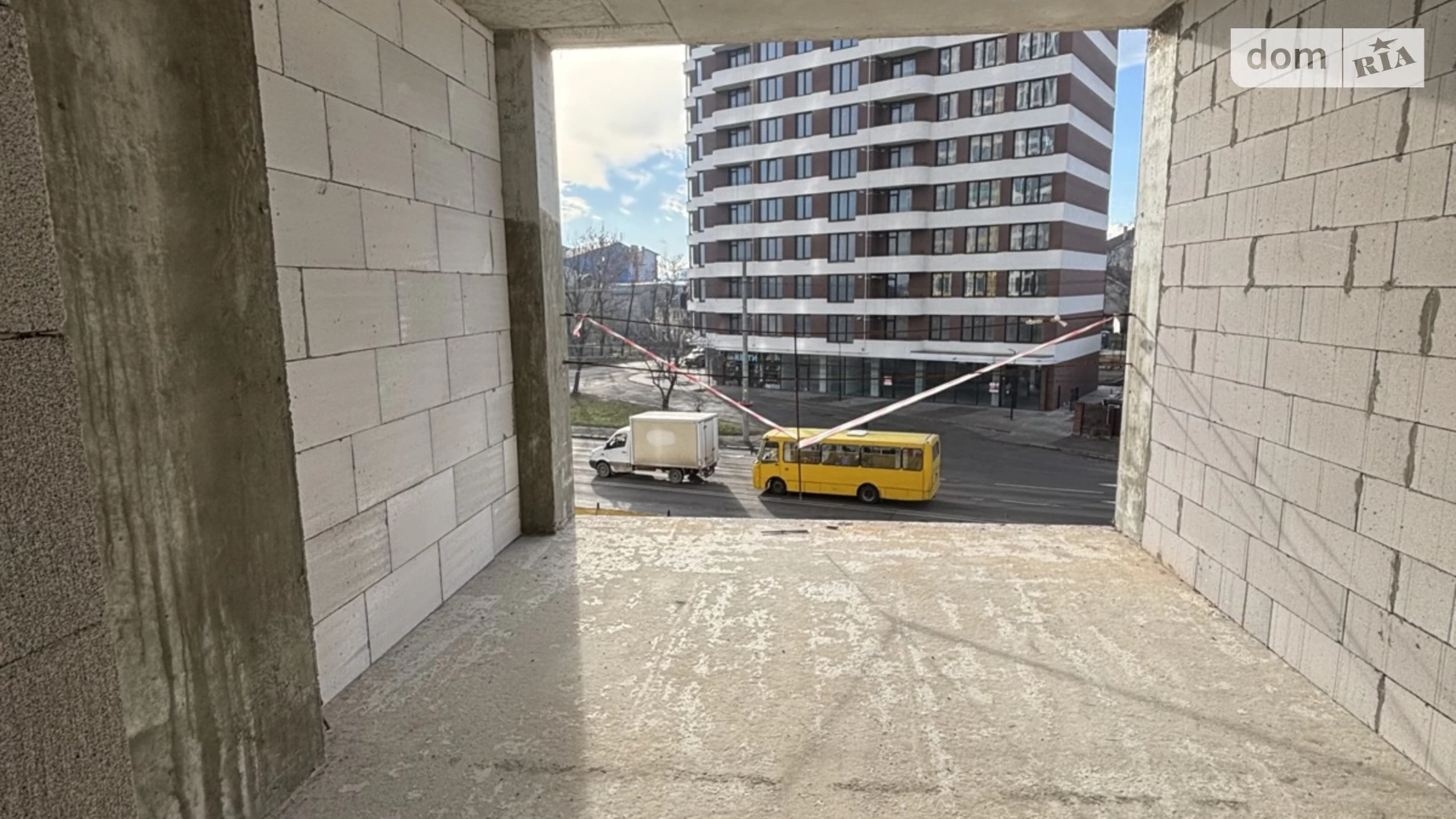 Продається 2-кімнатна квартира 74 кв. м у Івано-Франківську, вул. Івасюка, 82 - фото 4