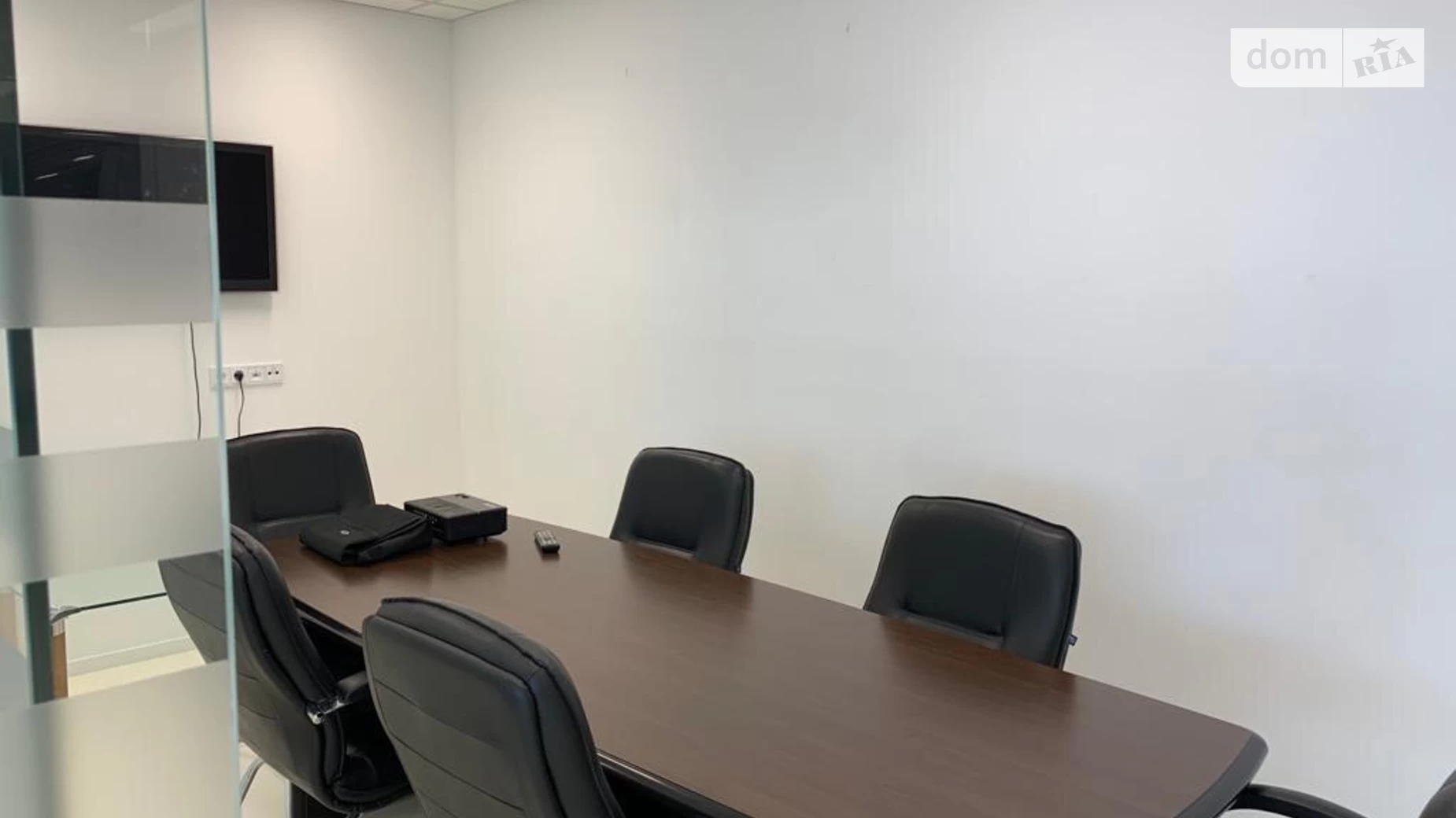 Сдается в аренду офис 260 кв. м в бизнес-центре, цена: 4000 $ - фото 5