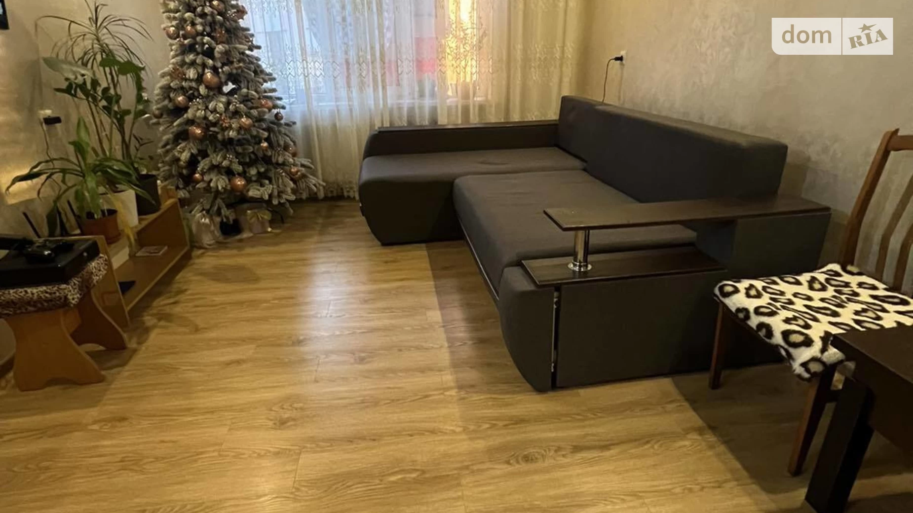 2-кімнатна квартира 50.5 кв. м у Тернополі, вул. Симоненка Василя, 1 - фото 2
