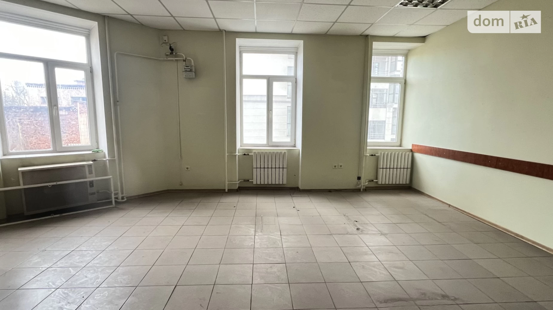 Сдается в аренду офис 71.7 кв. м в бизнес-центре, цена: 6000 грн - фото 3