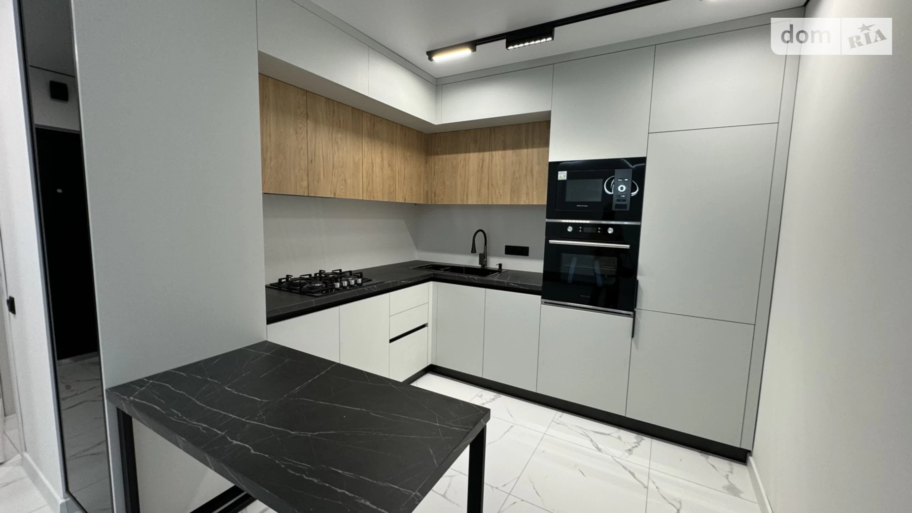 2-кімнатна квартира 58 кв. м у Тернополі, цена: 68000 $ - фото 3