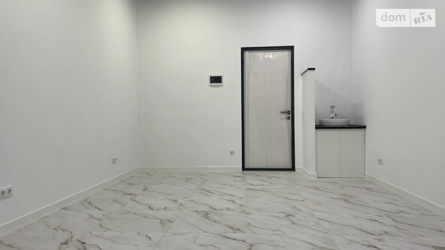 Здається в оренду приміщення вільного призначення 22 кв. м в 4-поверховій будівлі, цена: 7500 грн - фото 2