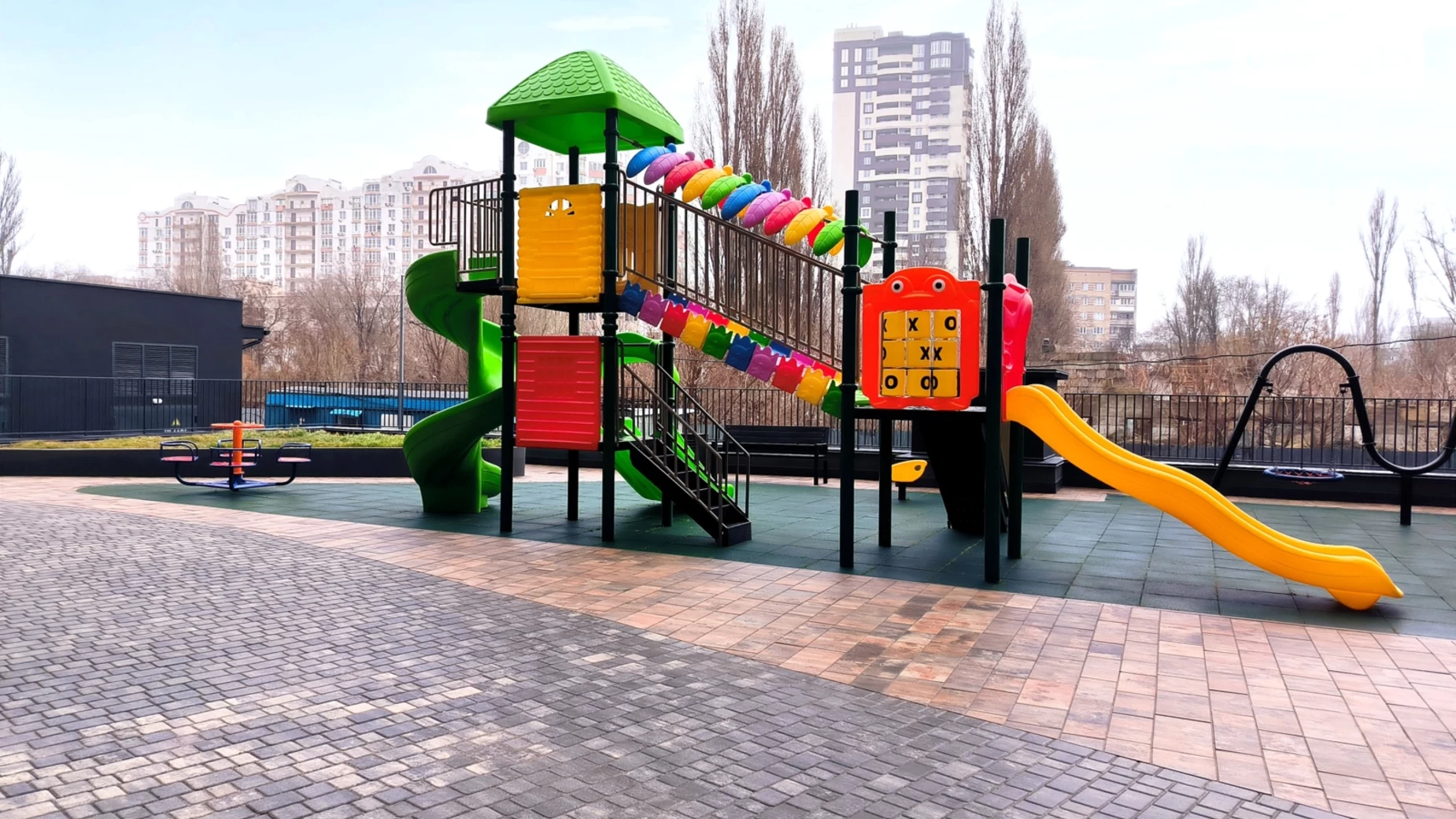 Продається 2-кімнатна квартира 78.9 кв. м у Одесі, вул. Івана Франка, 40 корпус 1 - фото 2